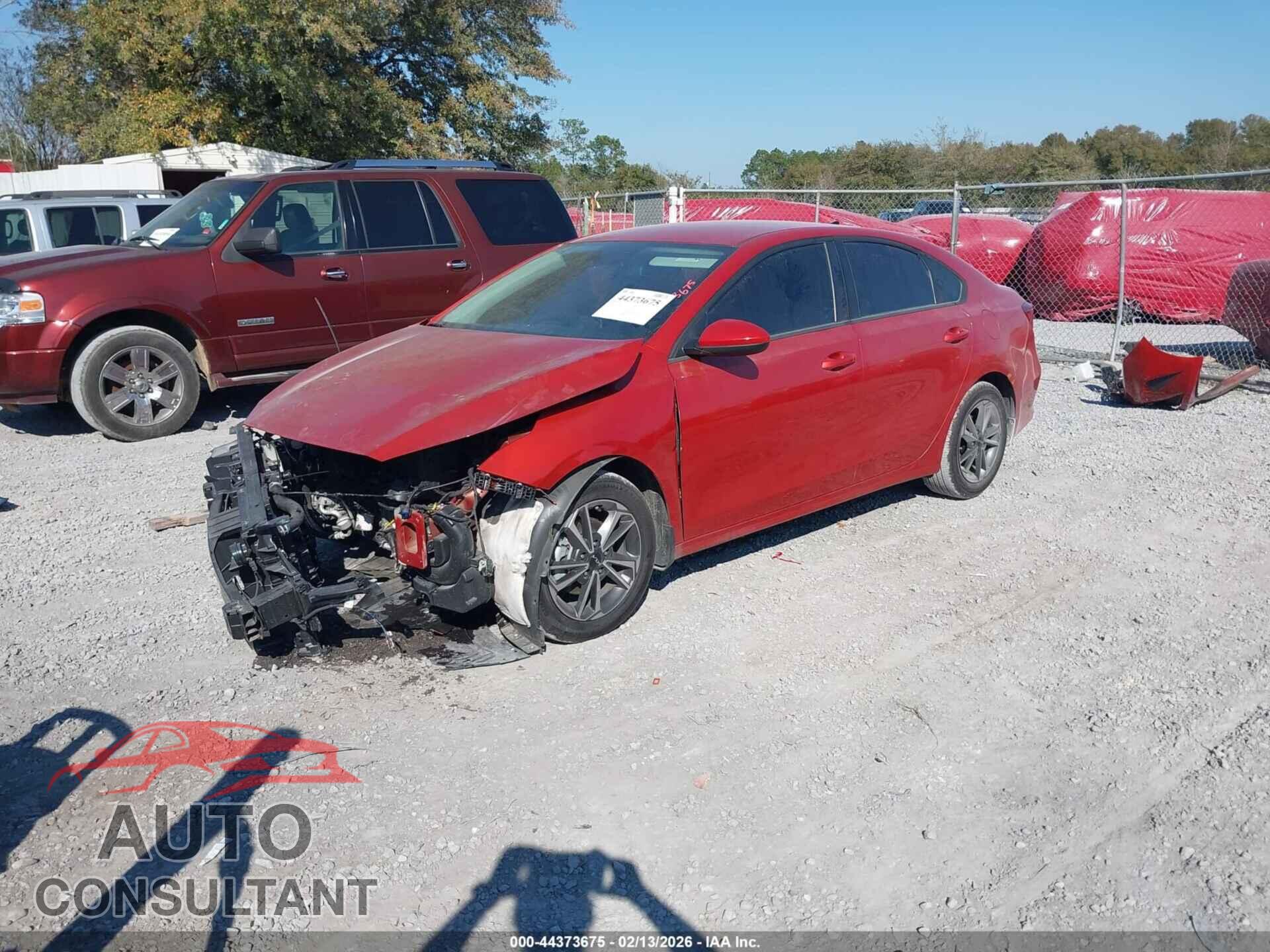 KIA FORTE 2023 - 3KPF24AD1PE677685