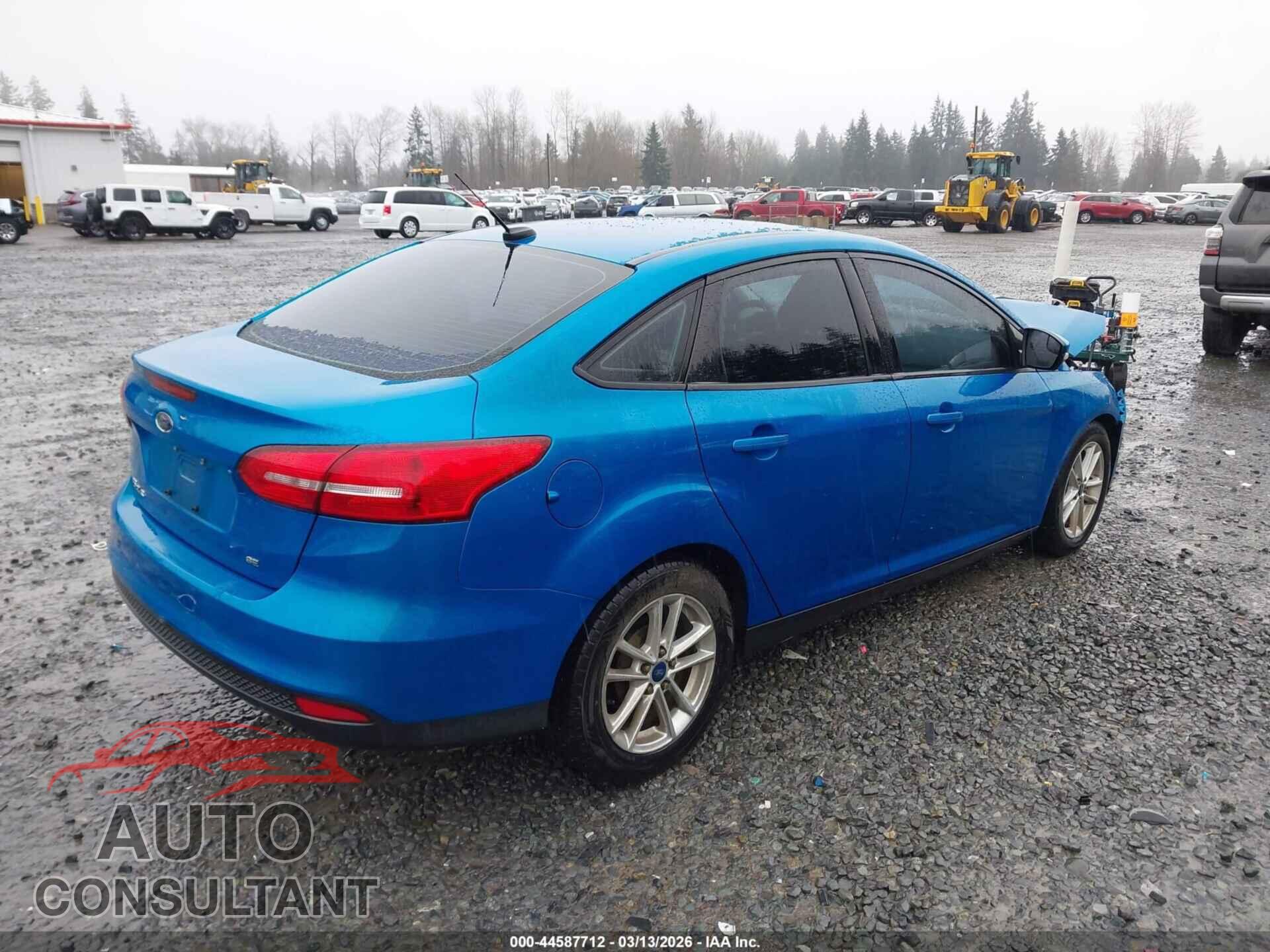 FORD FOCUS 2017 - 1FADP3F27HL236183
