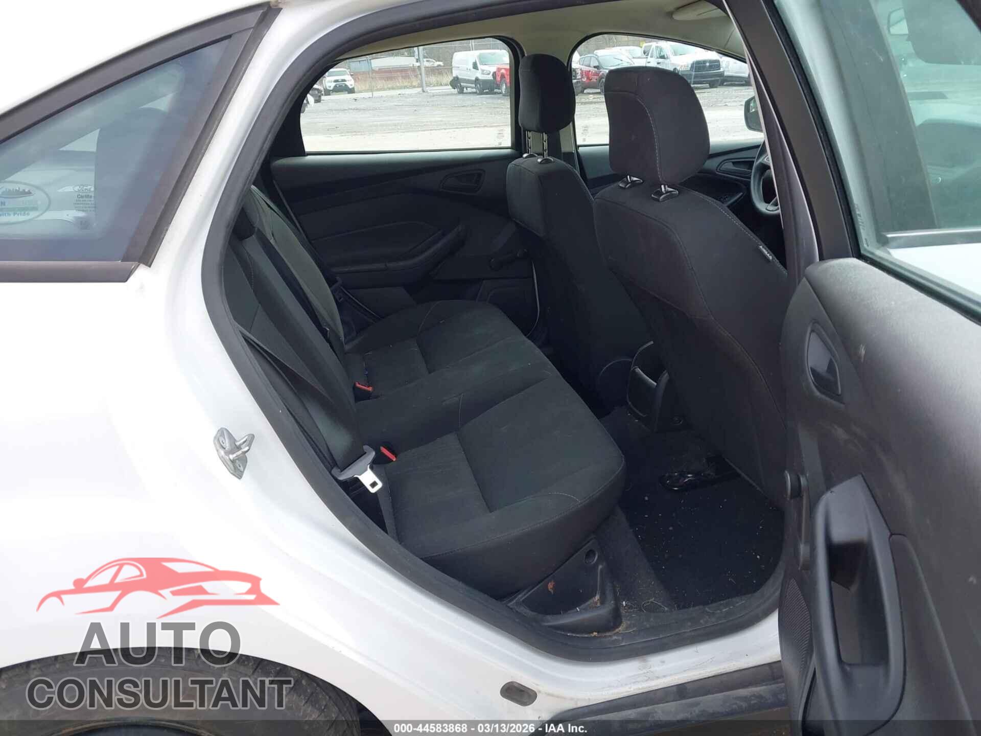 FORD FOCUS 2016 - 1FADP3E29GL210507