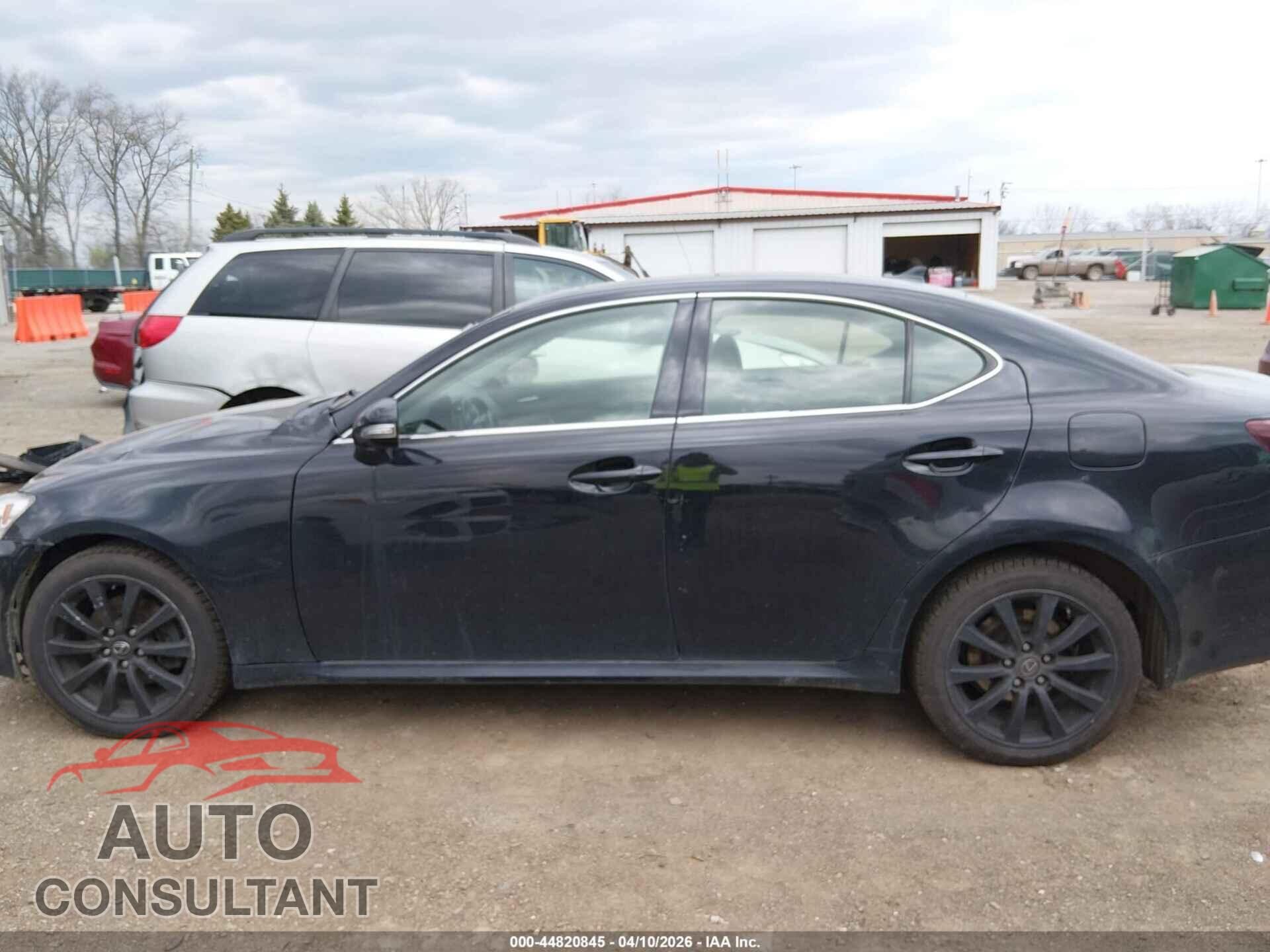 LEXUS IS 250 2013 - JTHCF5C22D5063601