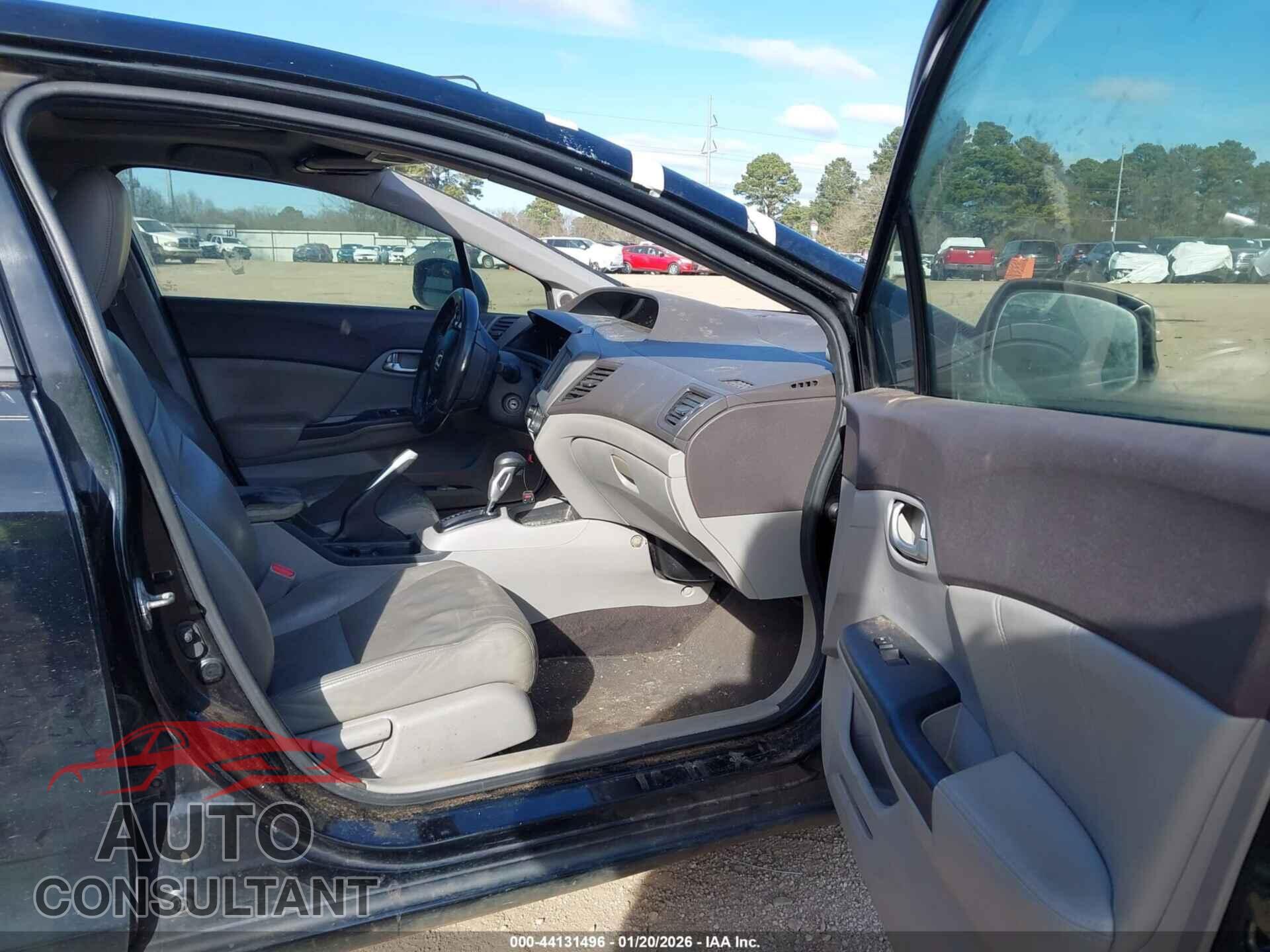 HONDA CIVIC 2012 - 2HGFB2F91CH545907