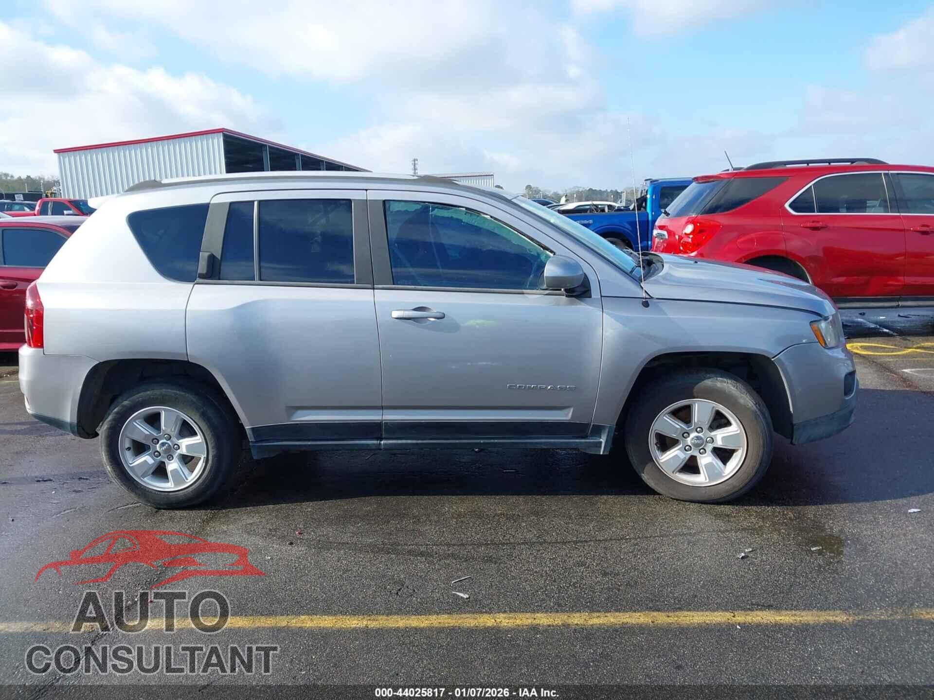 JEEP COMPASS 2015 - 1C4NJCEA3FD246919