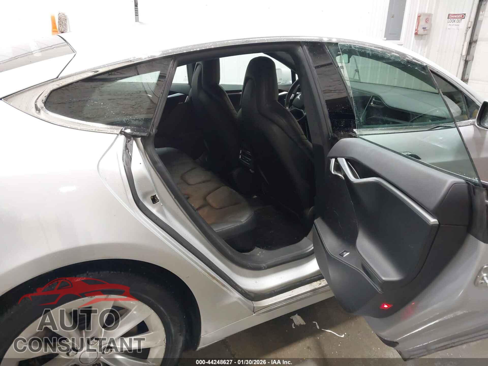 TESLA MODEL S 2016 - 5YJSA1E23GF149794