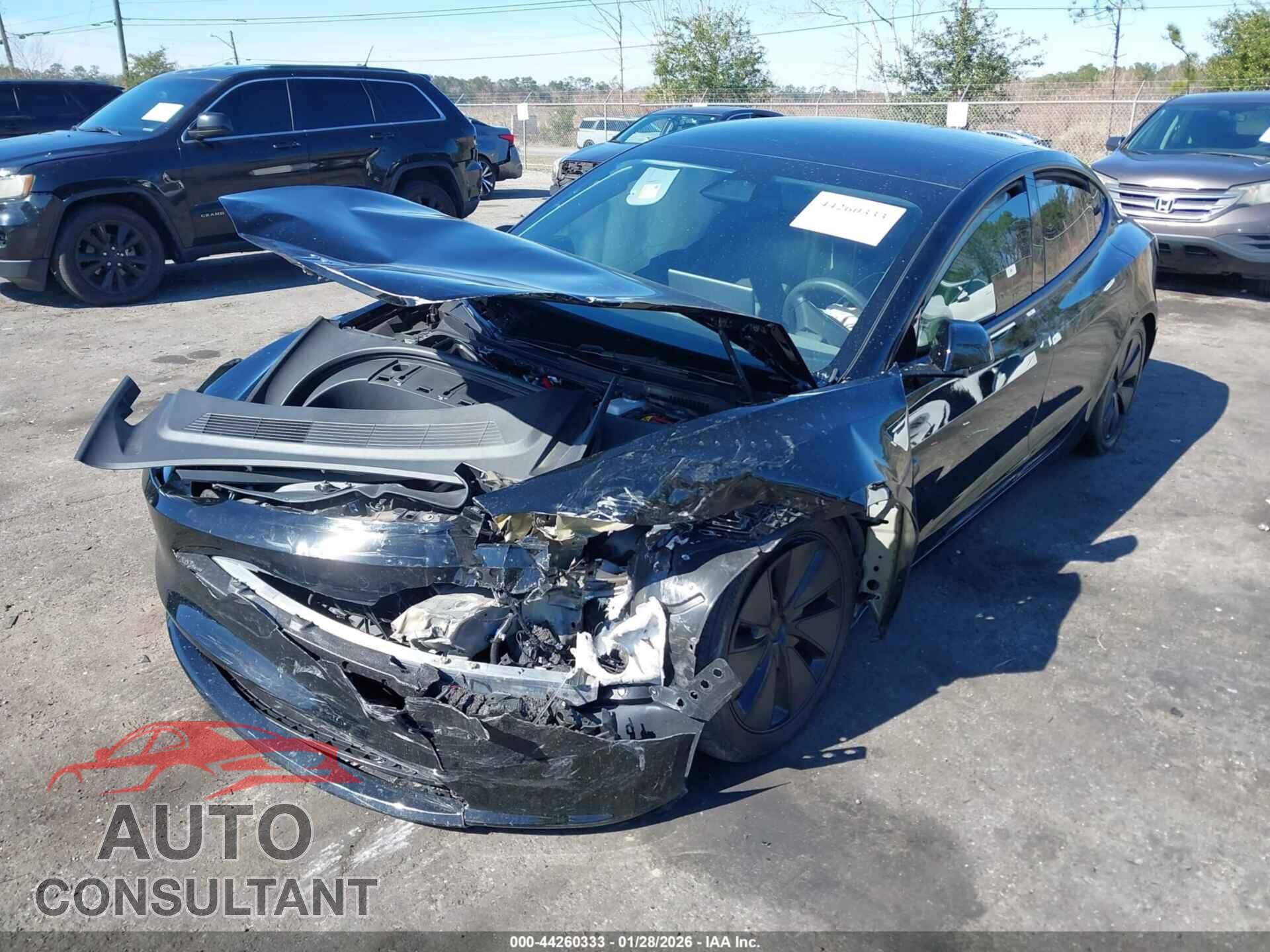 TESLA MODEL 3 2024 - 5YJ3E1EA2RF724258
