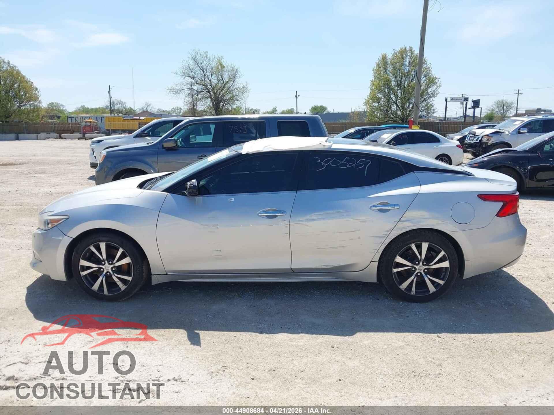 NISSAN MAXIMA 2017 - 1N4AA6AP1HC429695