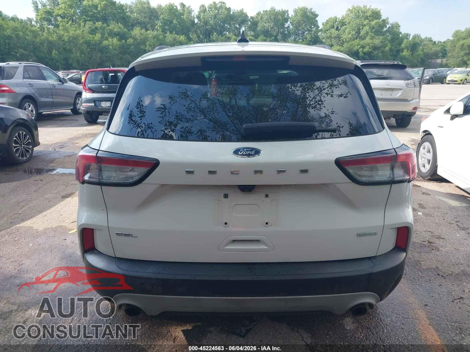FORD ESCAPE 2020 - 1FMCU0H60LUA68558
