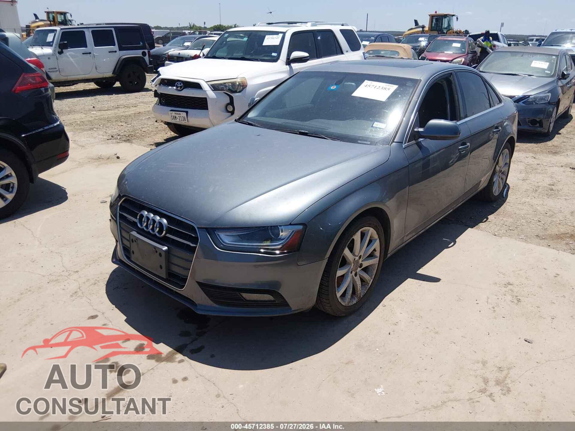 AUDI A4 2013 - WAUFFAFL2DA140077