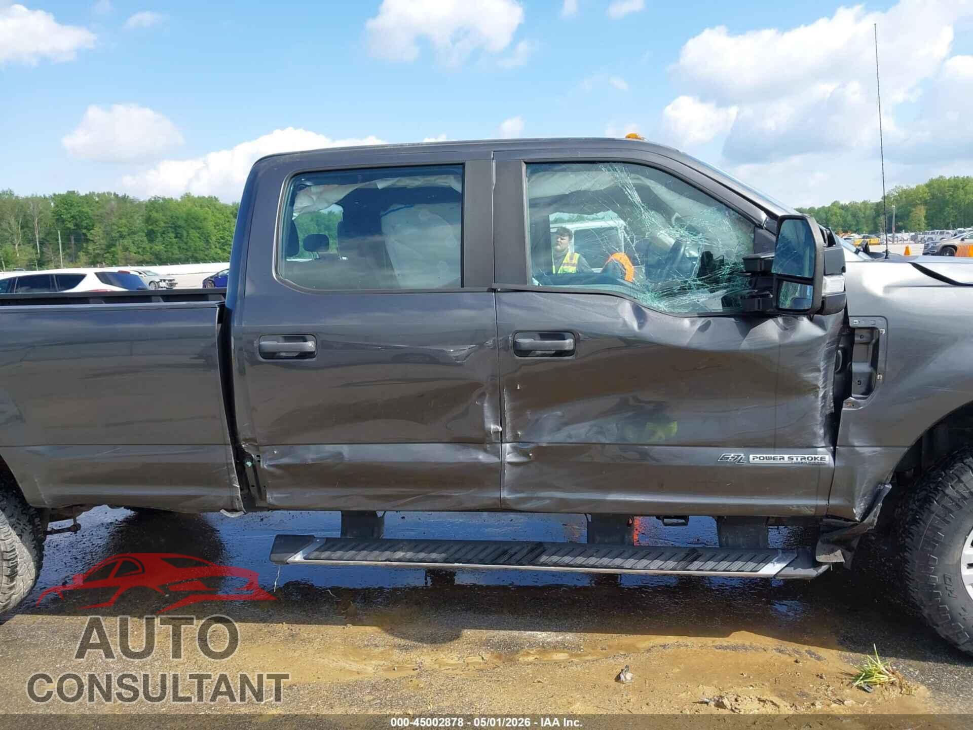 FORD F-250 2017 - 1FT7W2BT9HEE74401
