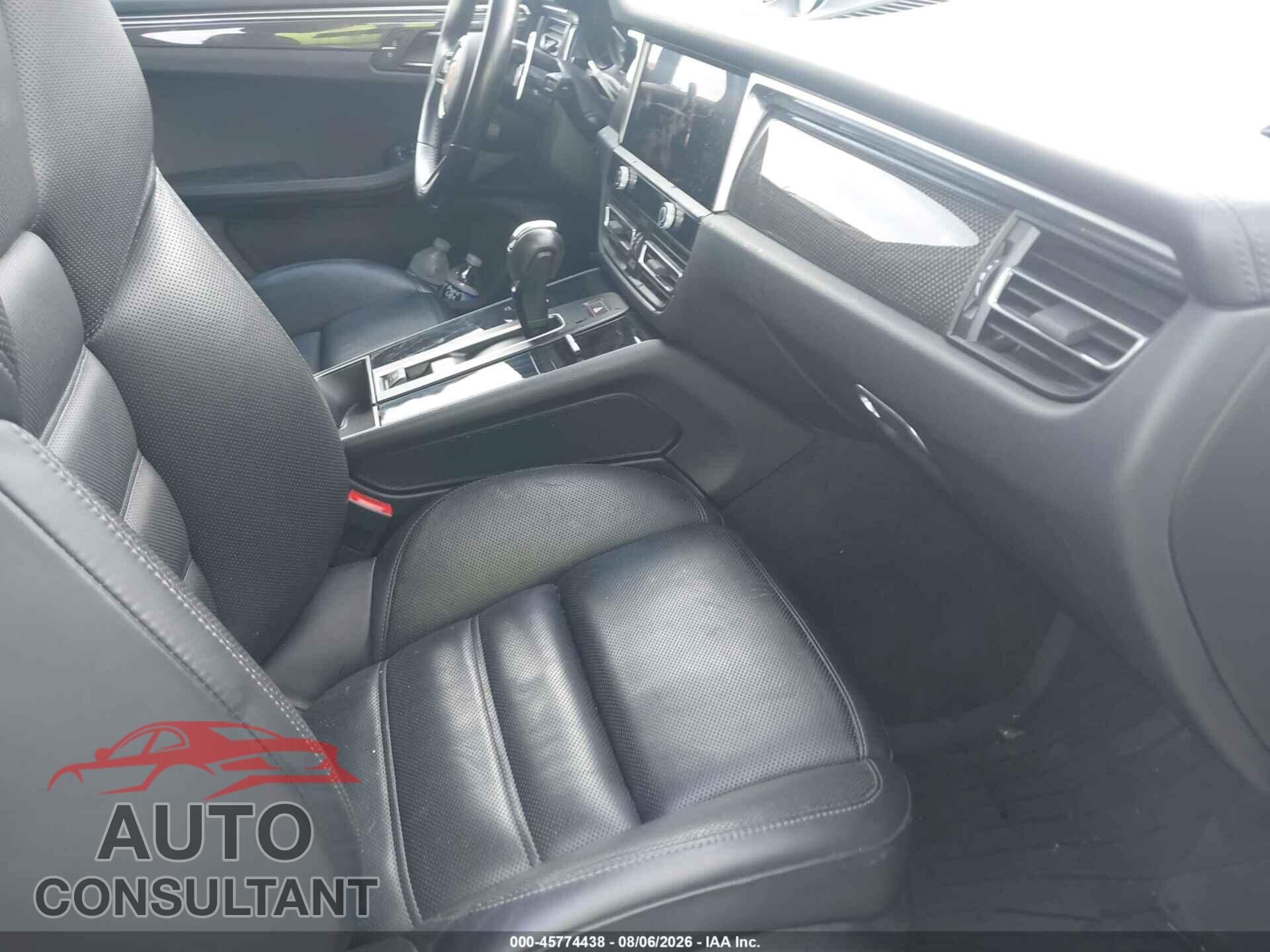 PORSCHE MACAN 2024 - WP1AF2A5XRLB55156