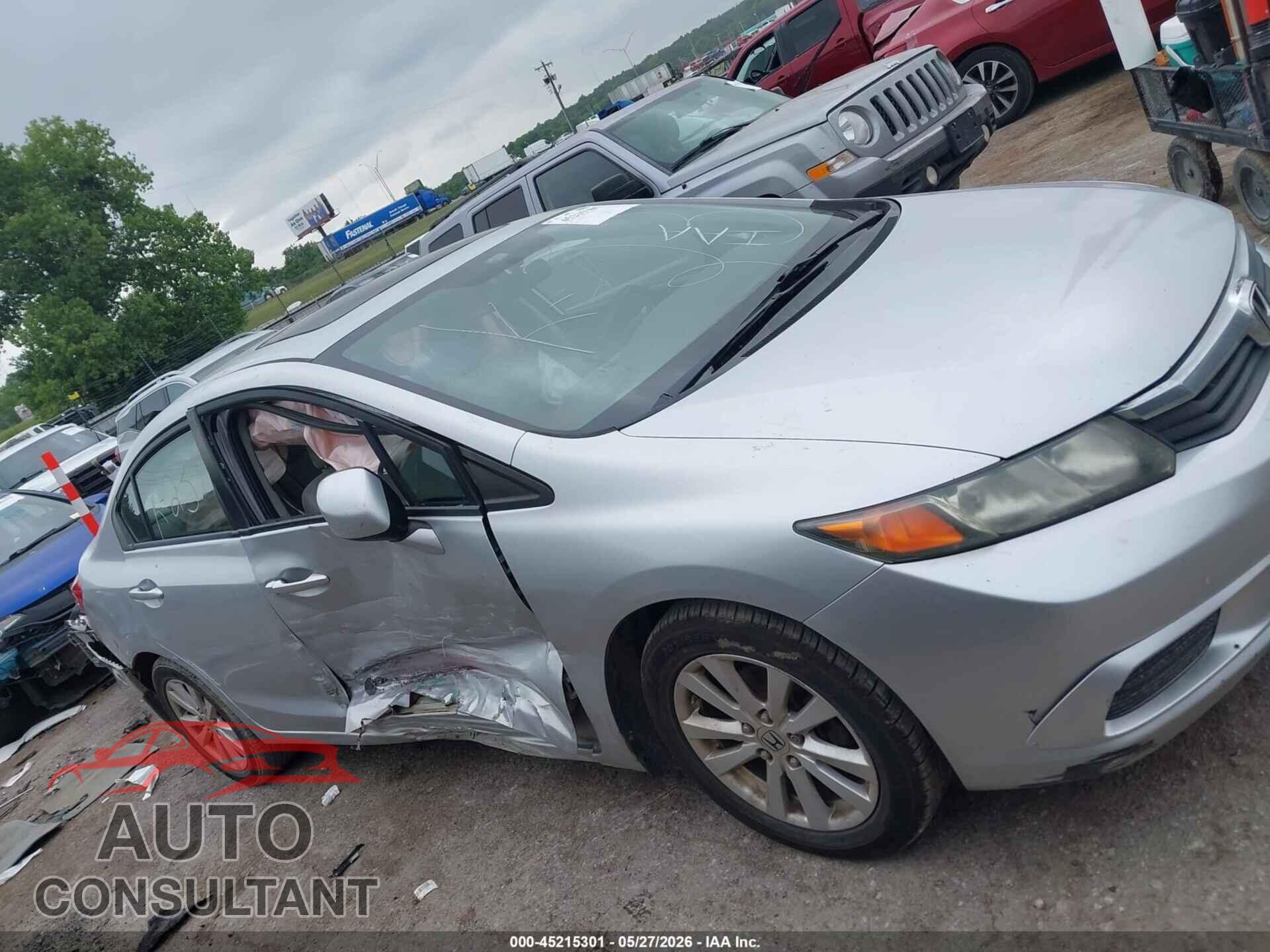 HONDA CIVIC 2012 - 2HGFB2F86CH598917