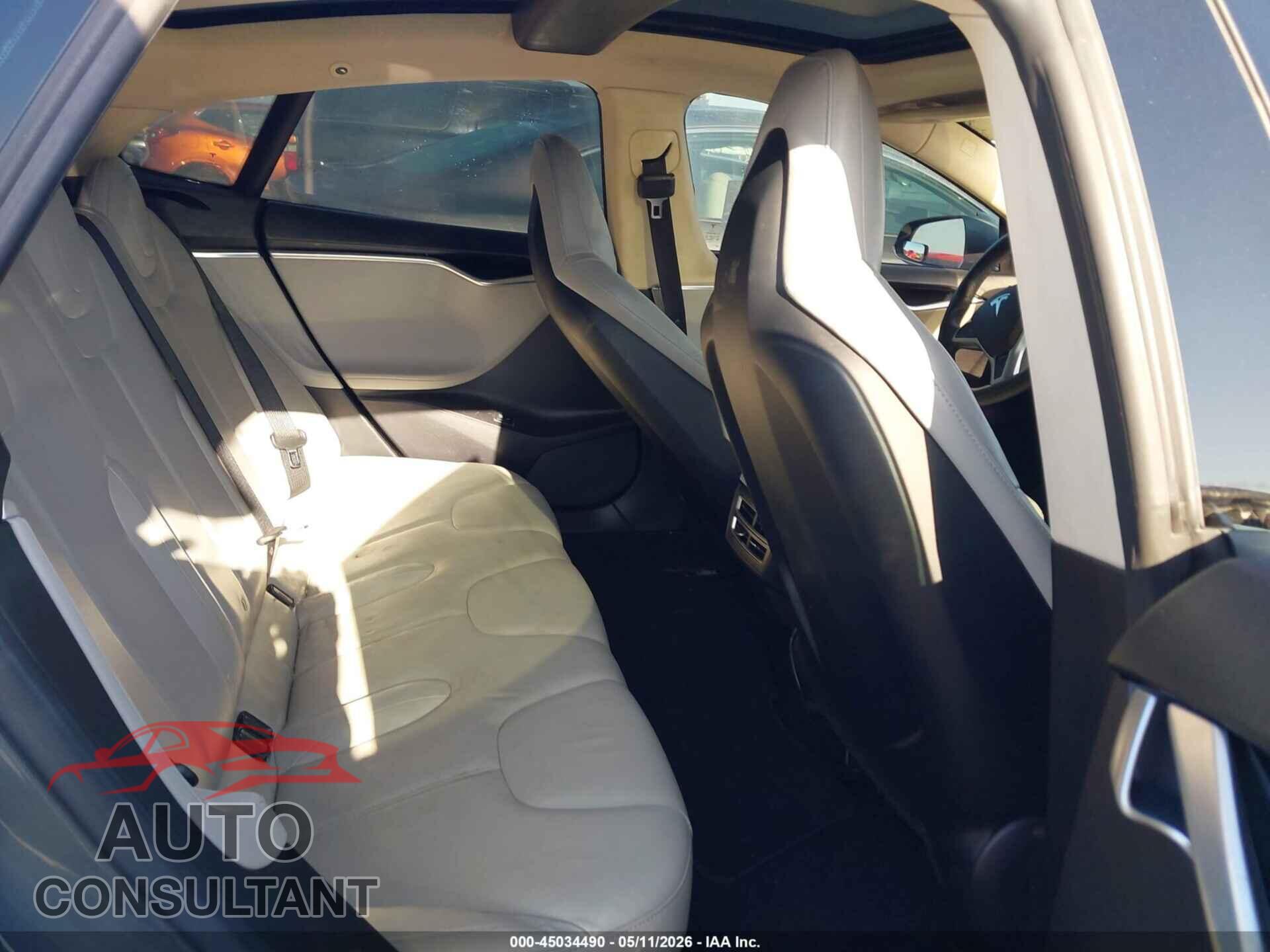TESLA MODEL S 2013 - 5YJSA1CN0DFP20439