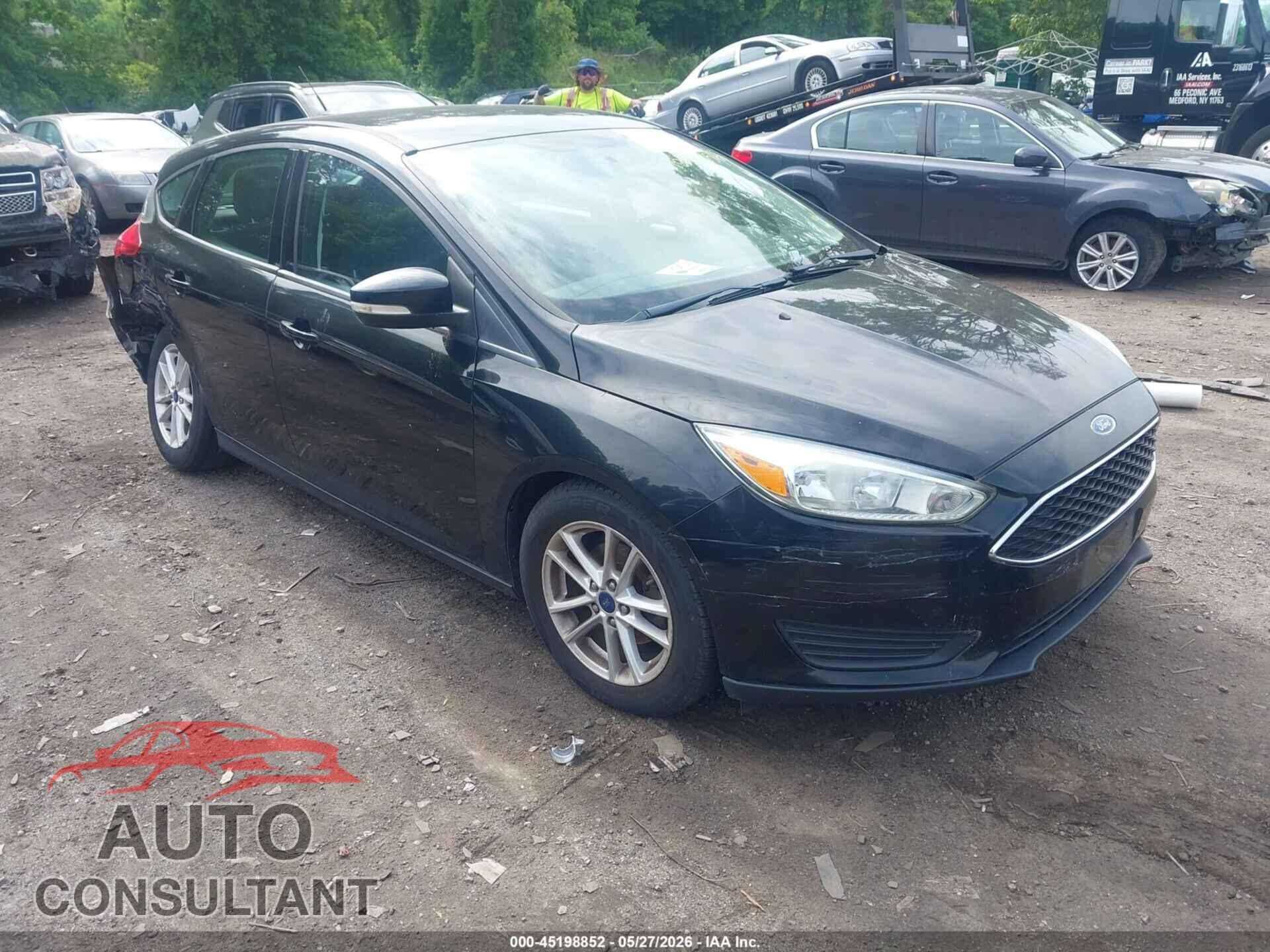 FORD FOCUS 2016 - 1FADP3K23GL375666