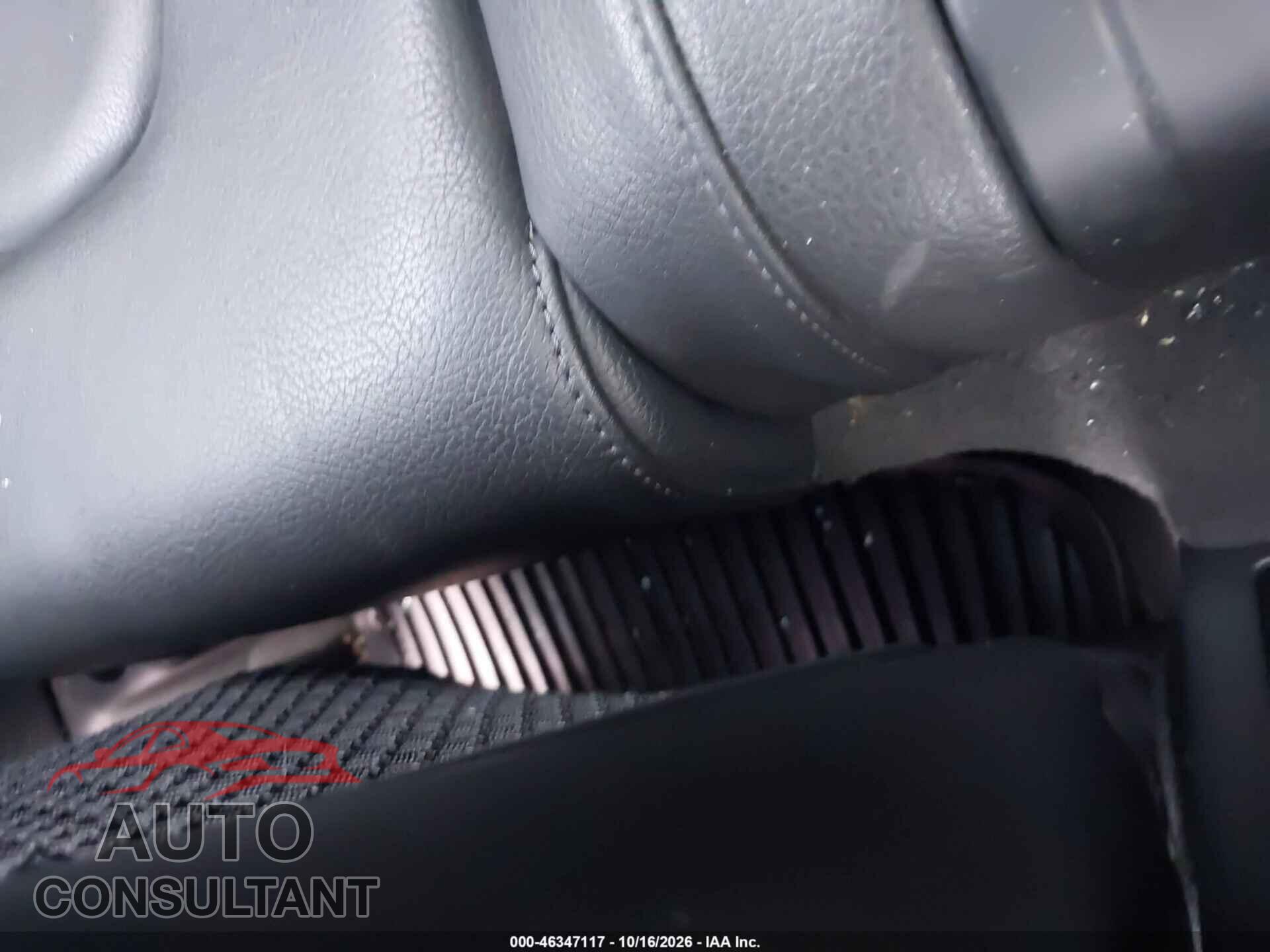 AUDI A5 2010 - WAUCFAFR3AA028990