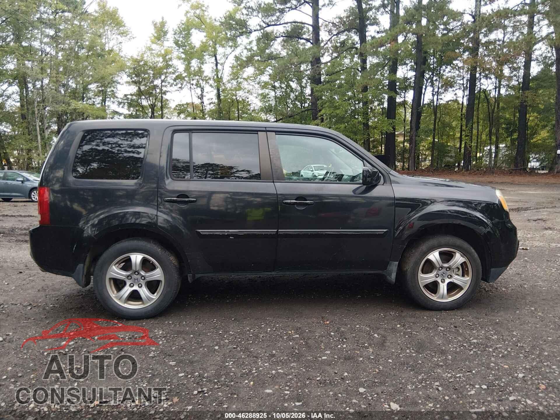 HONDA PILOT 2012 - 5FNYF3H66CB005043
