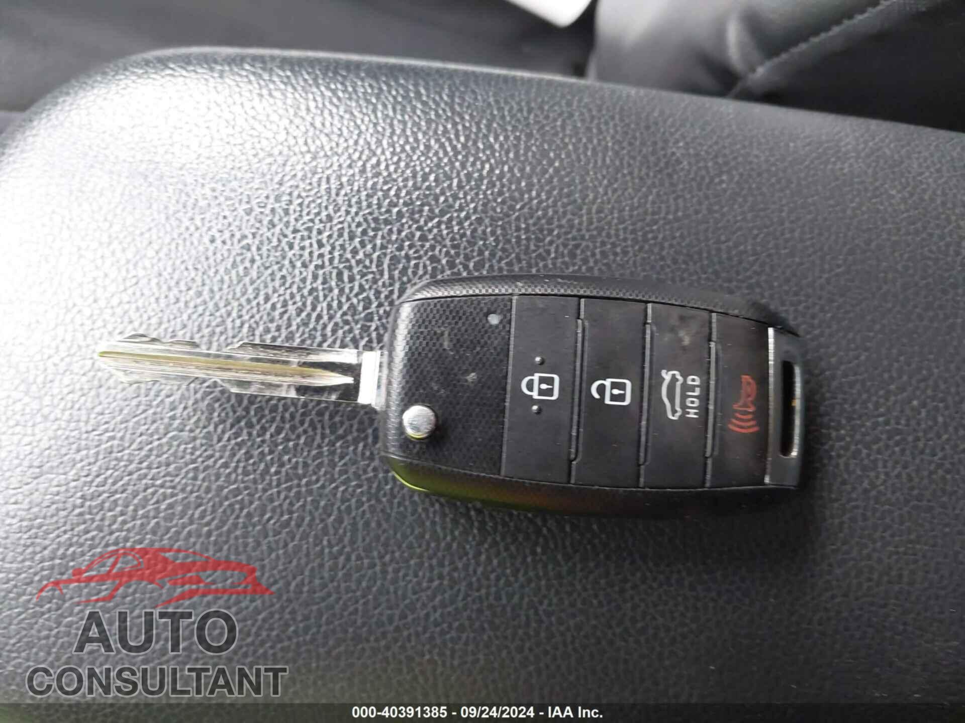 KIA FORTE 2017 - 3KPFK4A73HE102015
