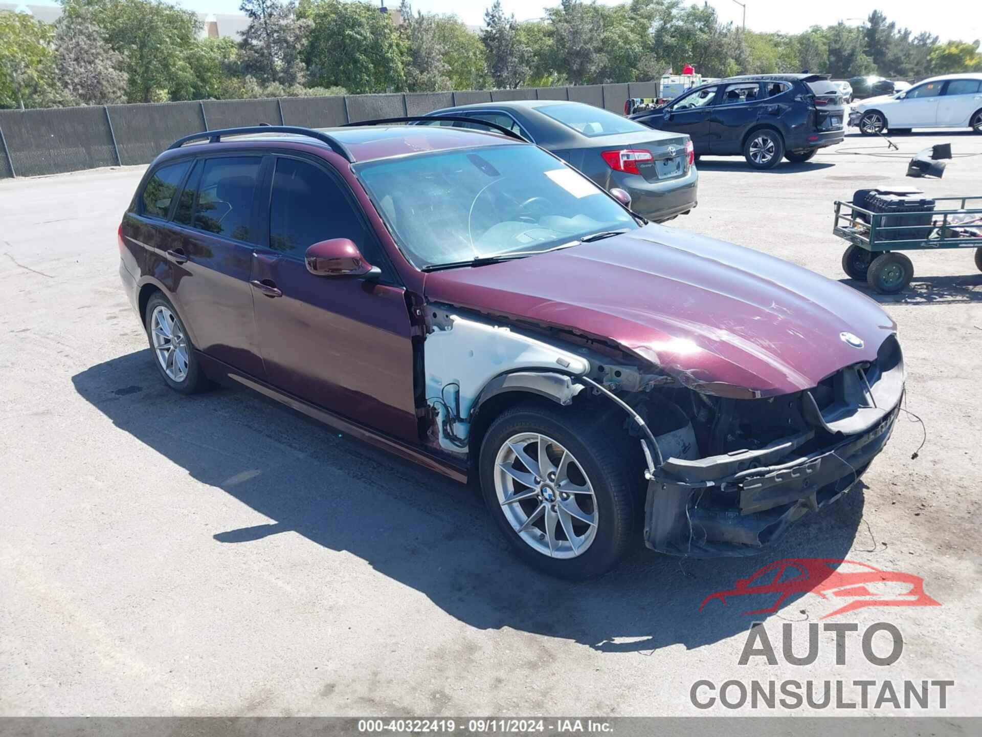 BMW 328I 2010 - WBAUU3C54AA541222