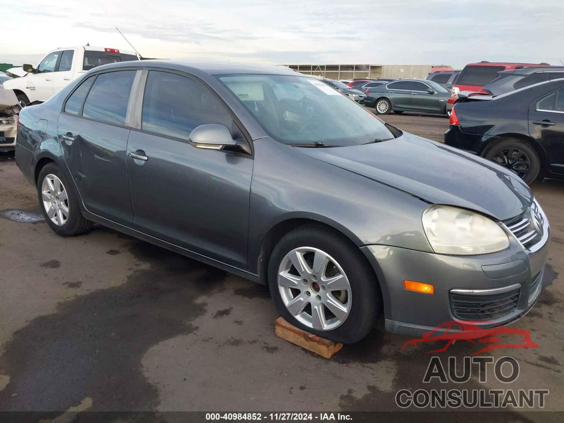 VOLKSWAGEN JETTA 2009 - 3VWJM71K09M063253