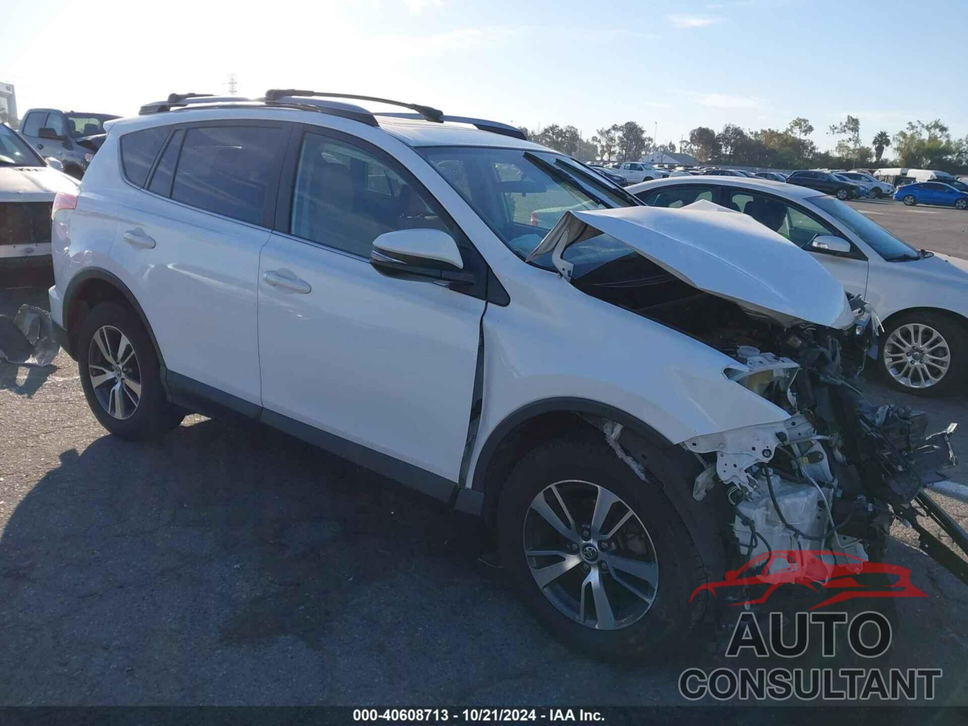 TOYOTA RAV4 2017 - JTMWFREV4HD100043