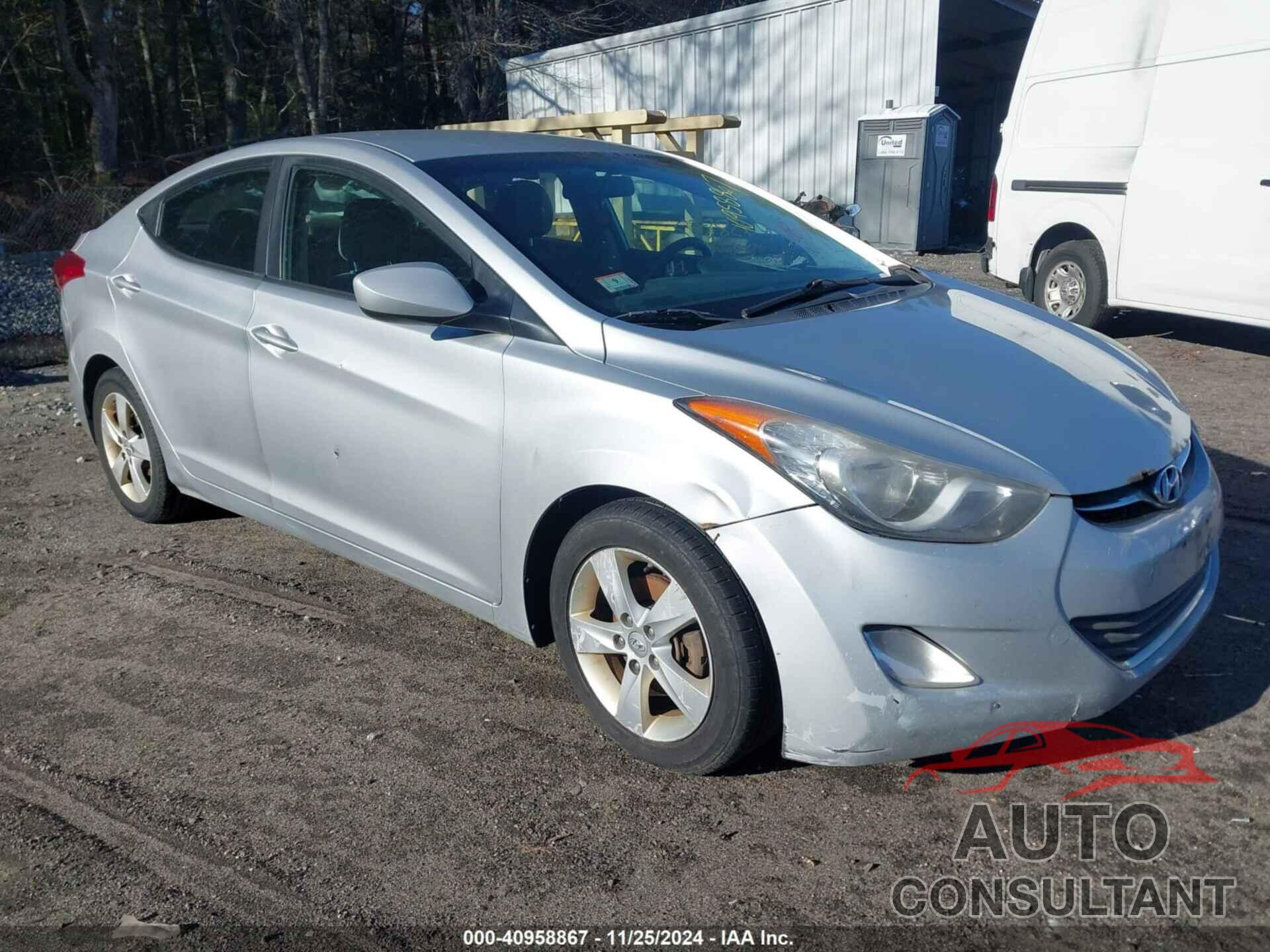 HYUNDAI ELANTRA 2013 - 5NPDH4AE8DH436132