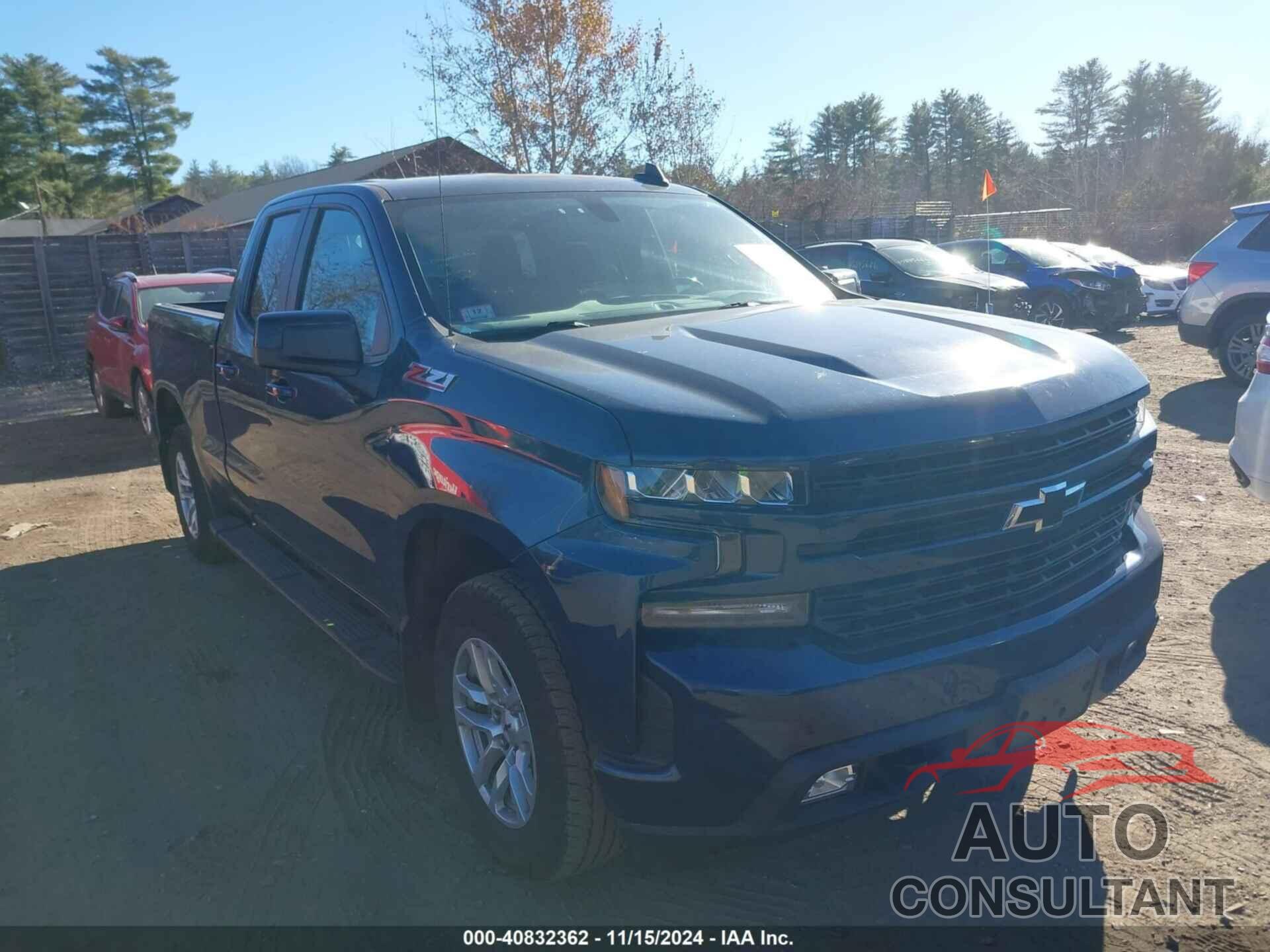 CHEVROLET SILVERADO 1500 2020 - 1GCRYEED7LZ351609