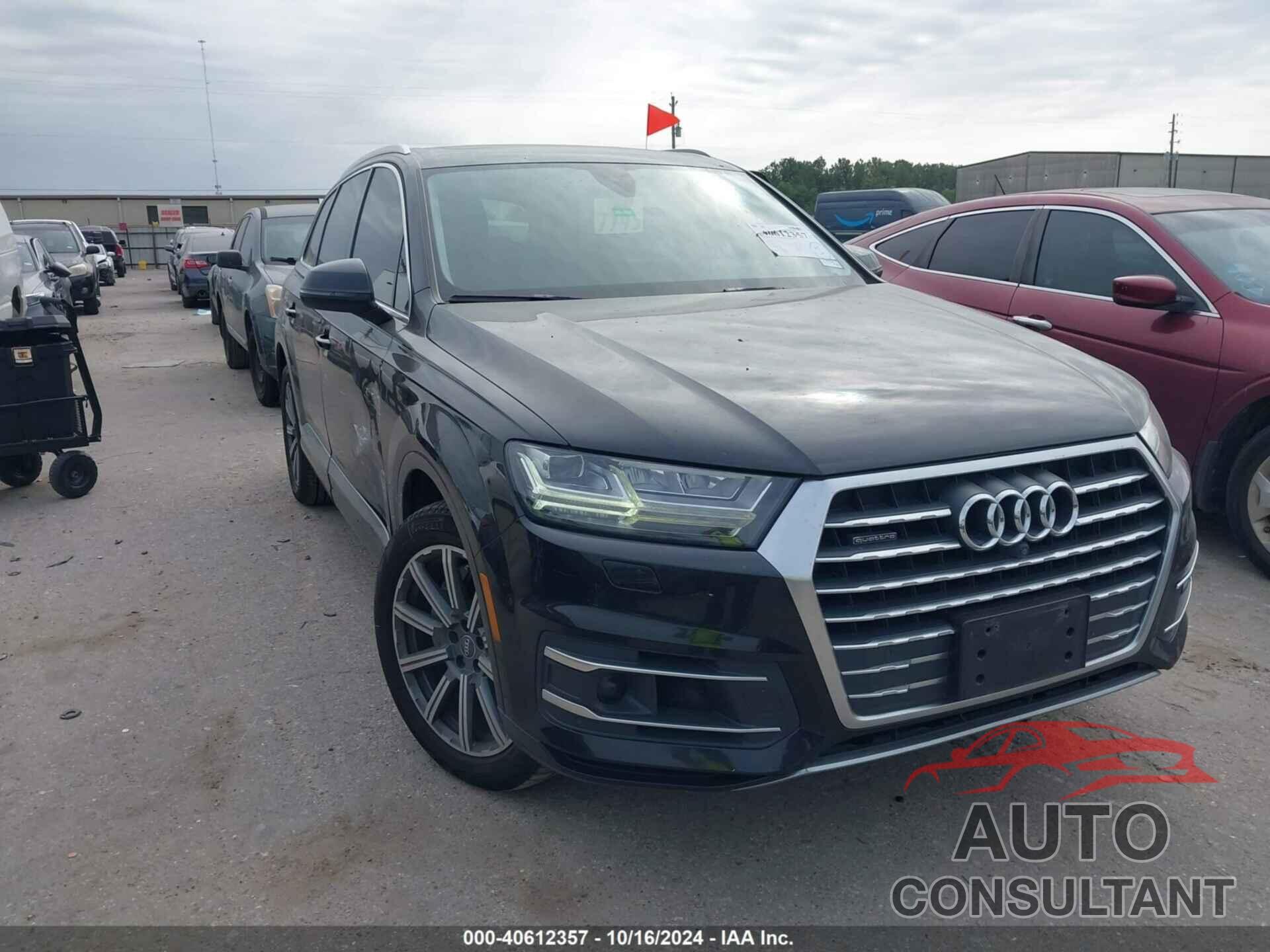 AUDI Q7 2018 - WA1VAAF7XJD015378