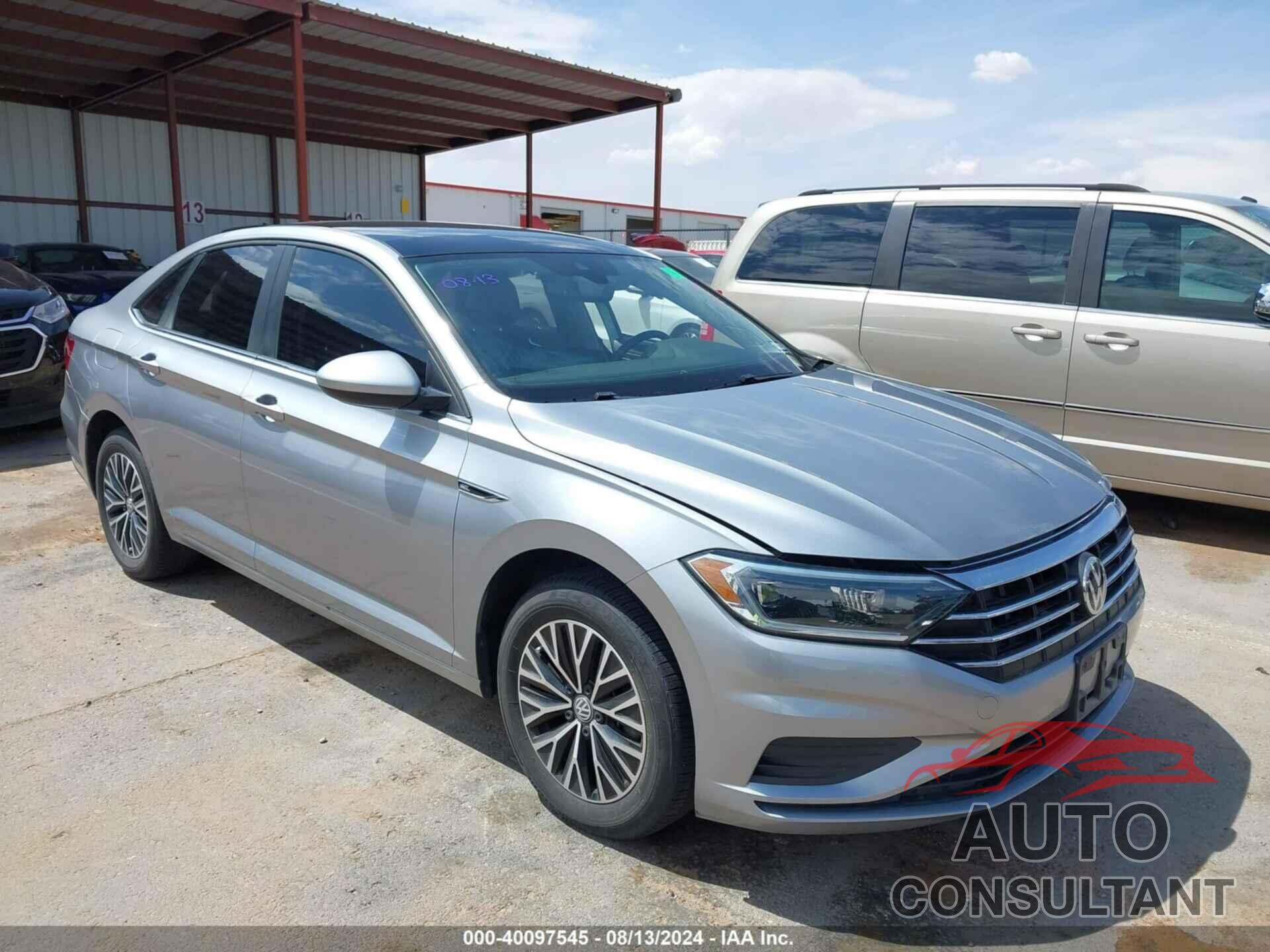 VOLKSWAGEN JETTA 2019 - 3VWEB7BU5KM234852