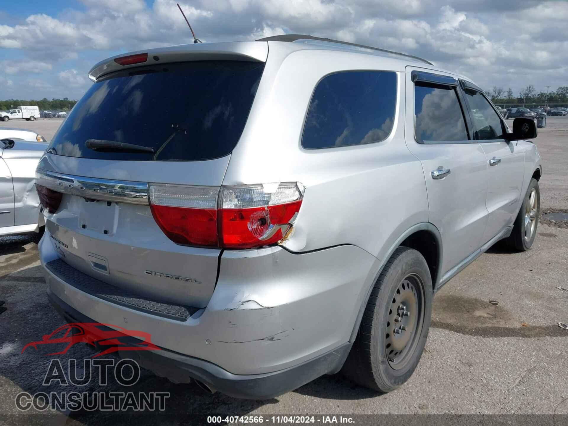 DODGE DURANGO 2011 - 1D4SD5GT2BC692499