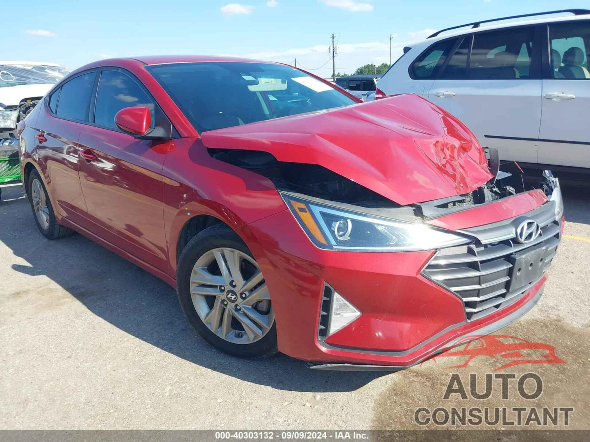 HYUNDAI ELANTRA 2019 - 5NPD84LF4KH442786