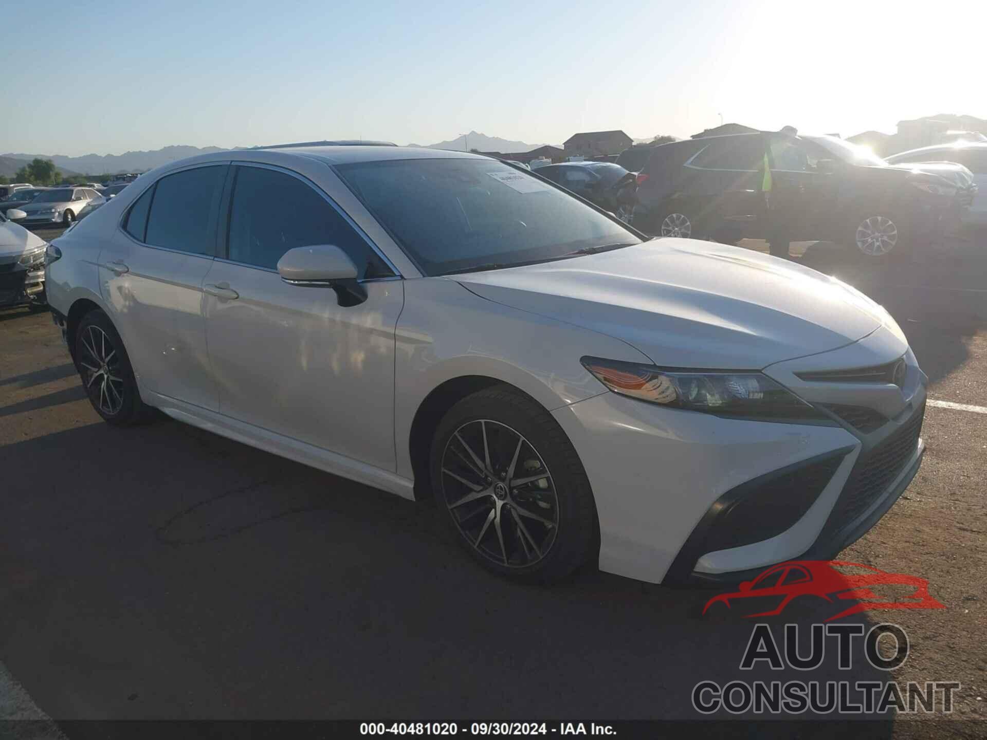 TOYOTA CAMRY 2022 - 4T1T11AK6NU021088