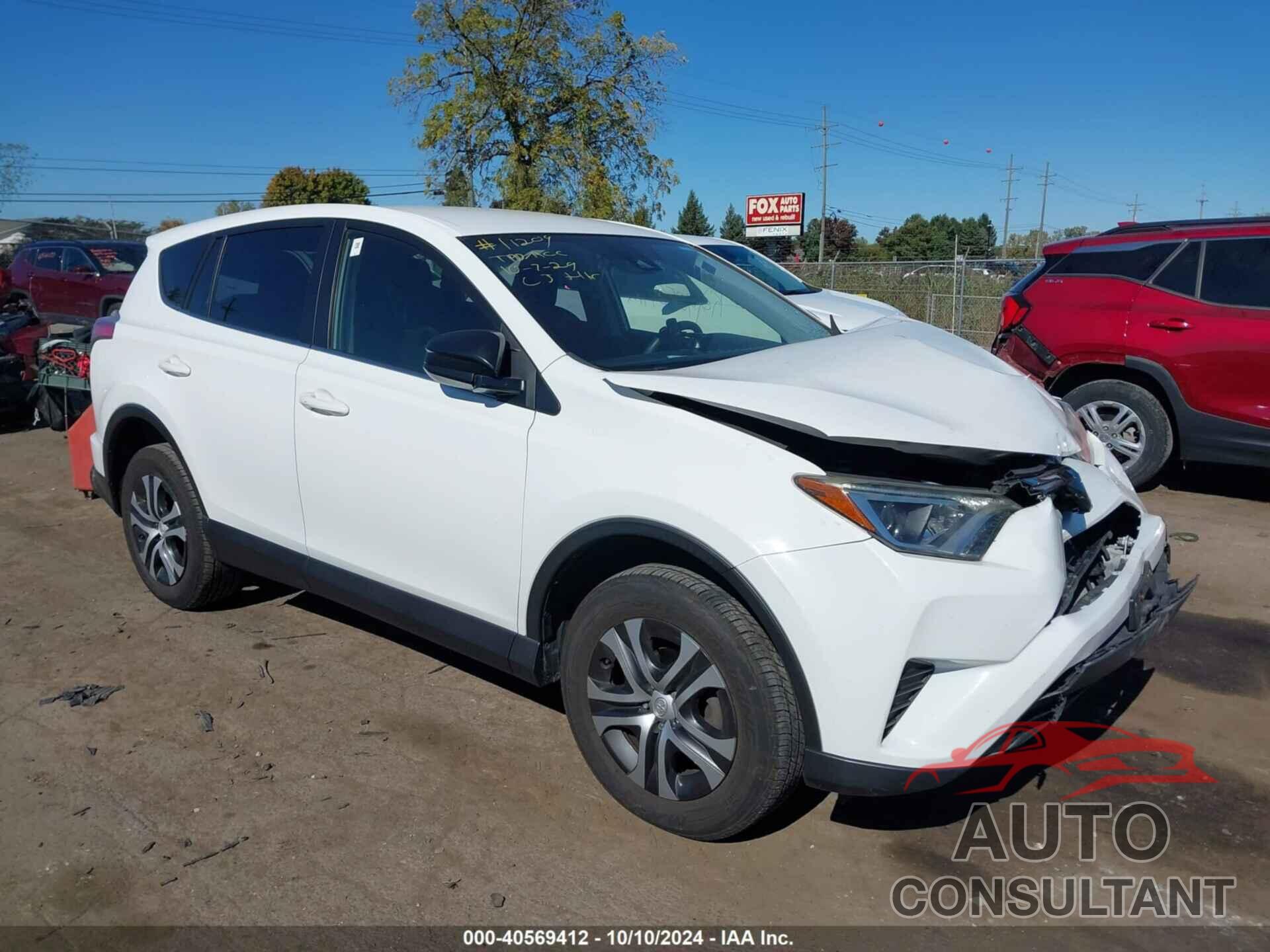 TOYOTA RAV4 2018 - JTMBFREV2JJ748373