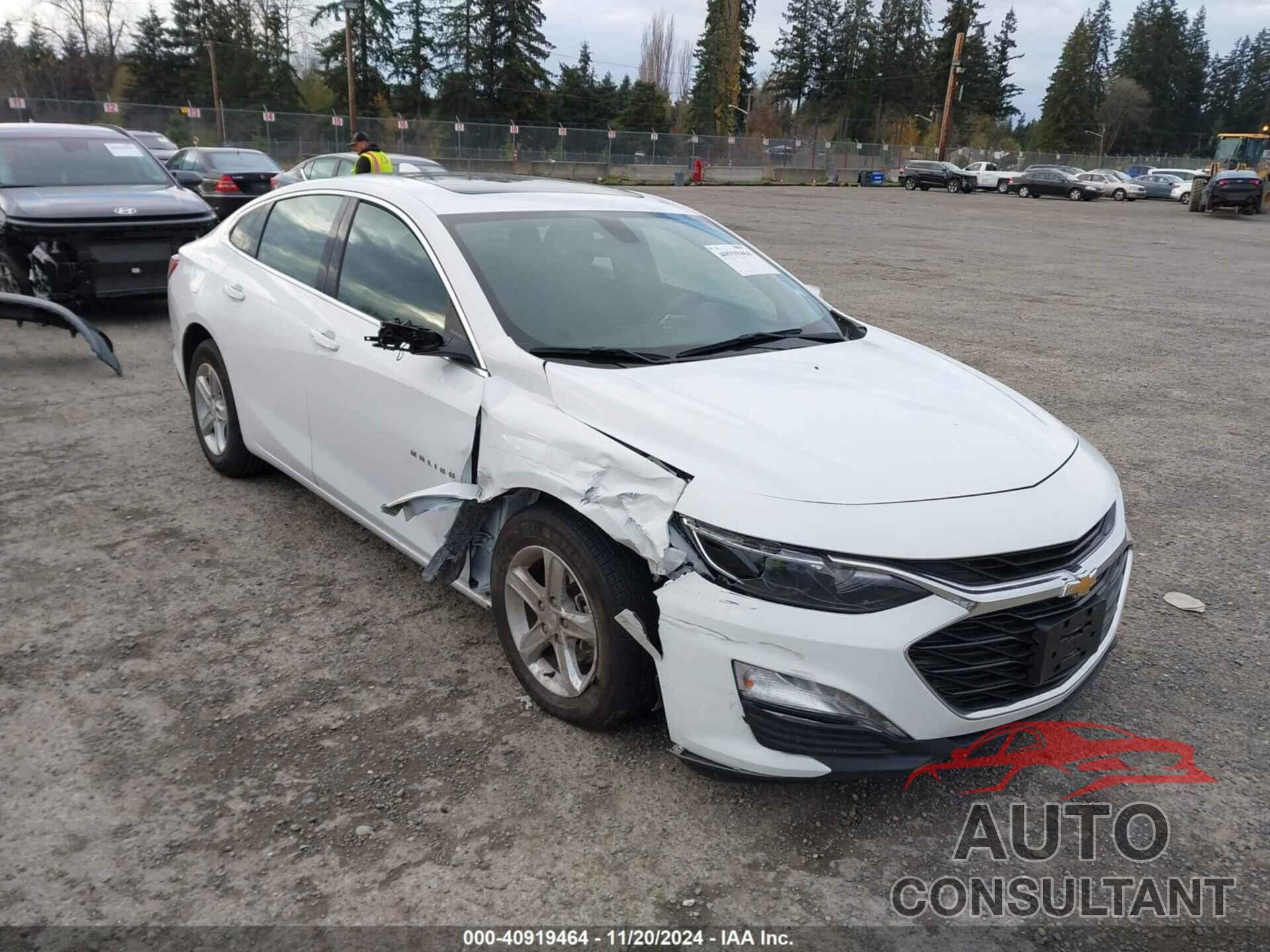 CHEVROLET MALIBU 2022 - 1G1ZD5ST9NF181712