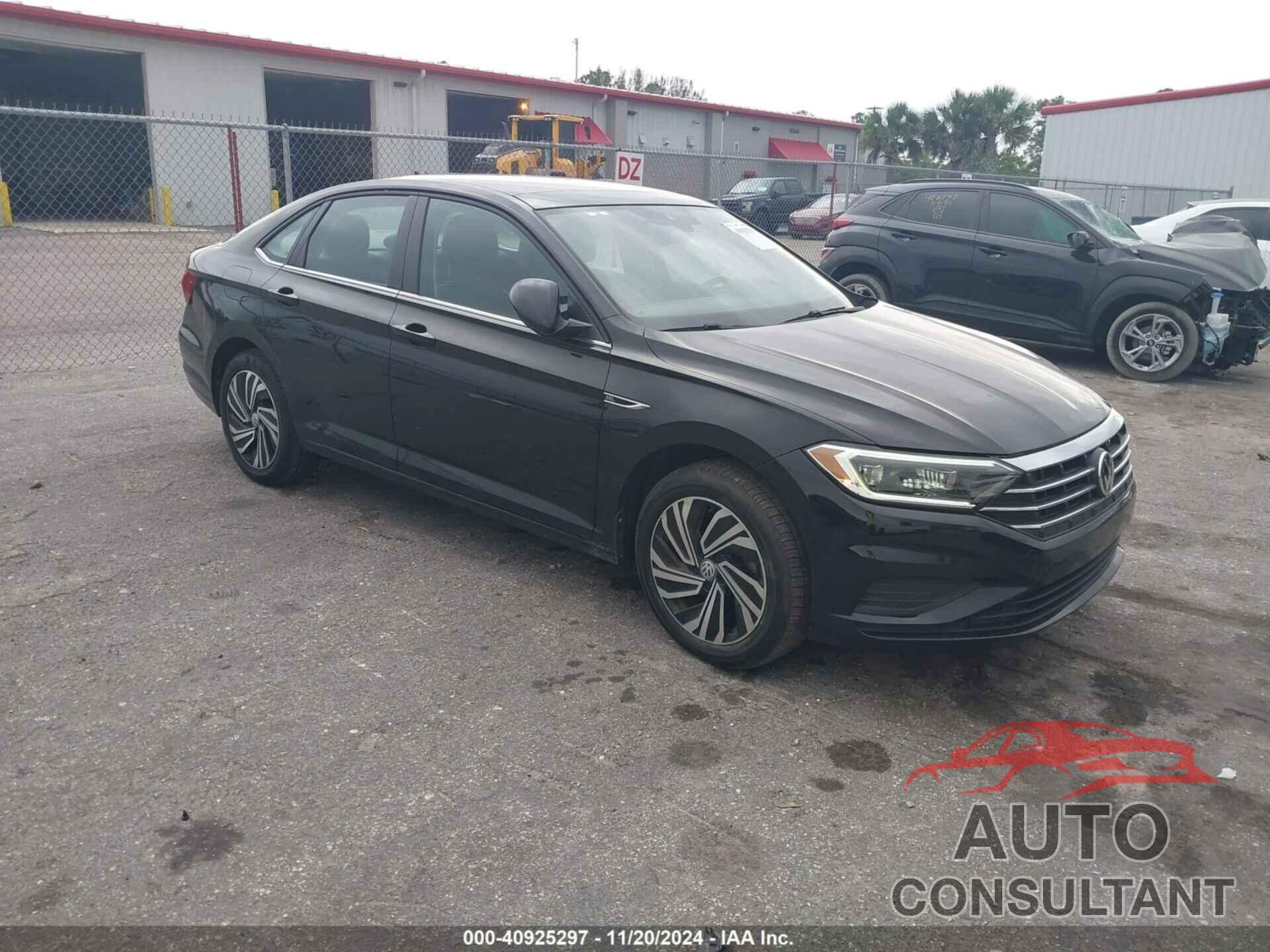 VOLKSWAGEN JETTA 2020 - 3VWEB7BU5LM071296