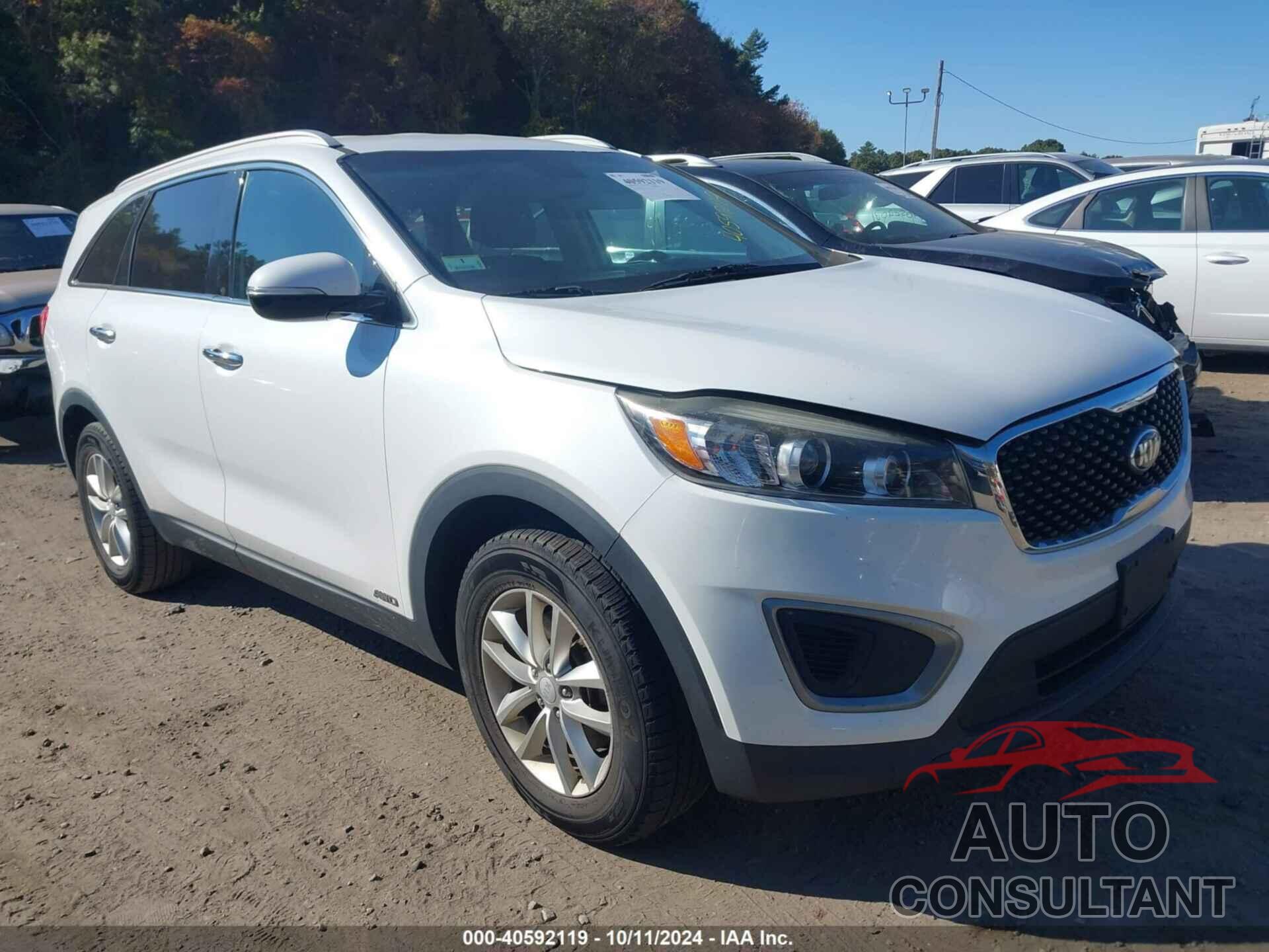 KIA SORENTO 2017 - 5XYPGDA35HG192919