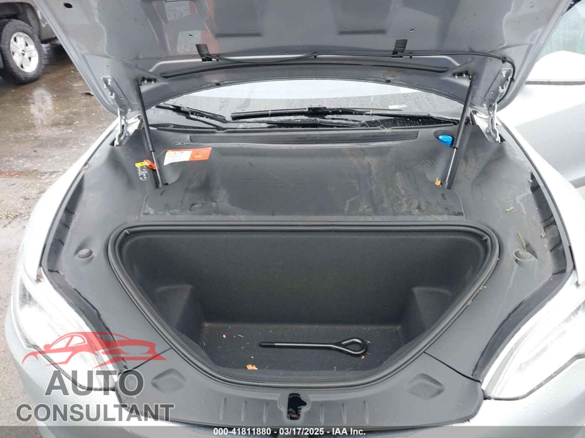 TESLA MODEL S 2017 - 5YJSA1E22HF201241