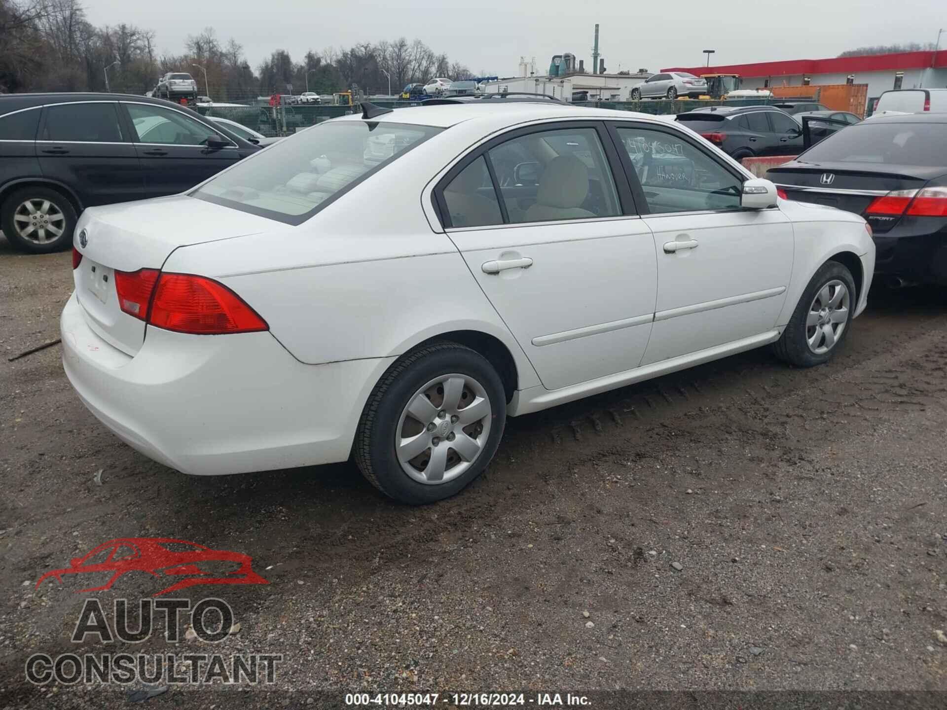 KIA OPTIMA 2010 - KNAGG4A84A5449575