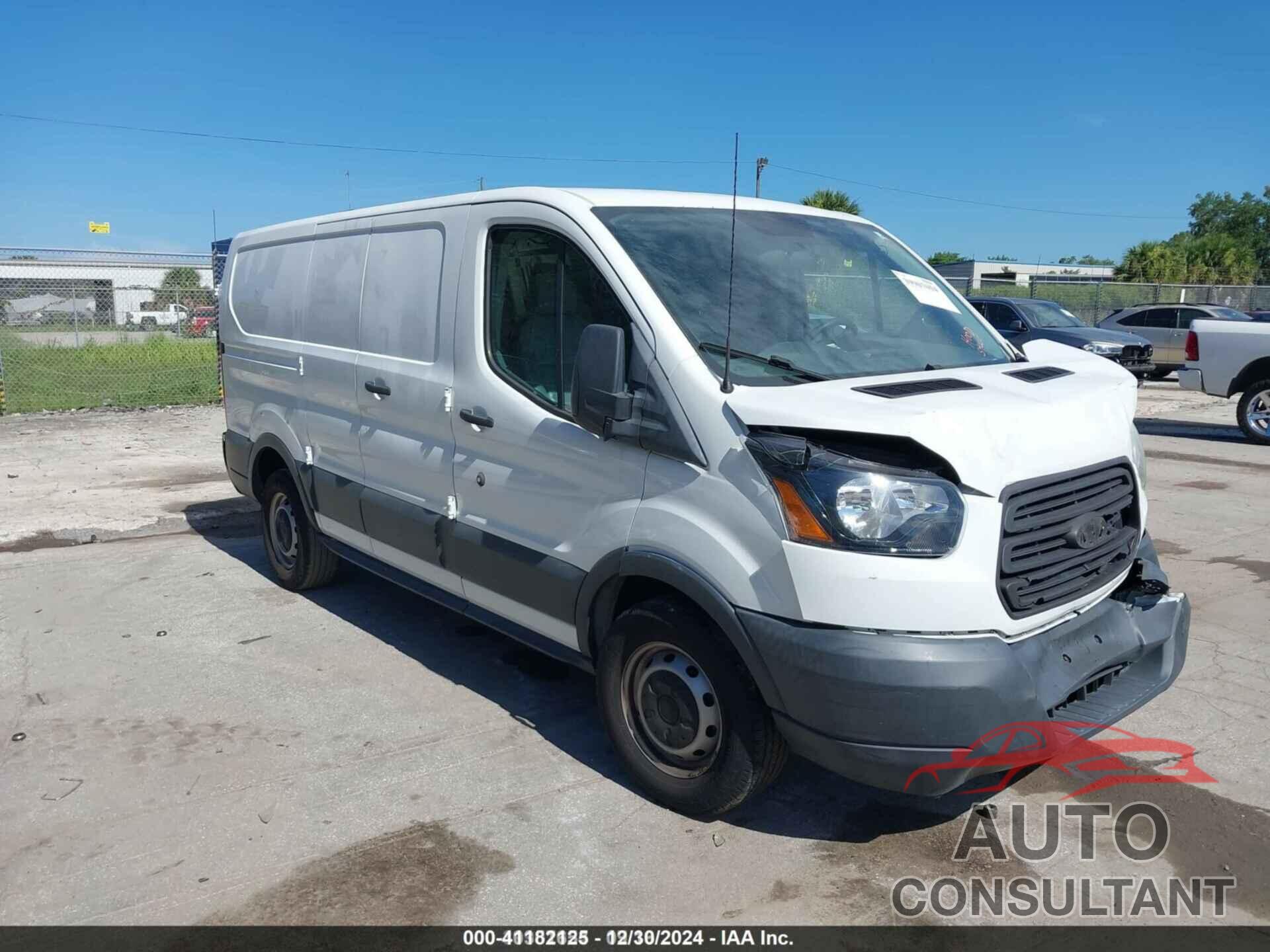 FORD TRANSIT-150 2015 - 1FTNE1ZM2FKA78621