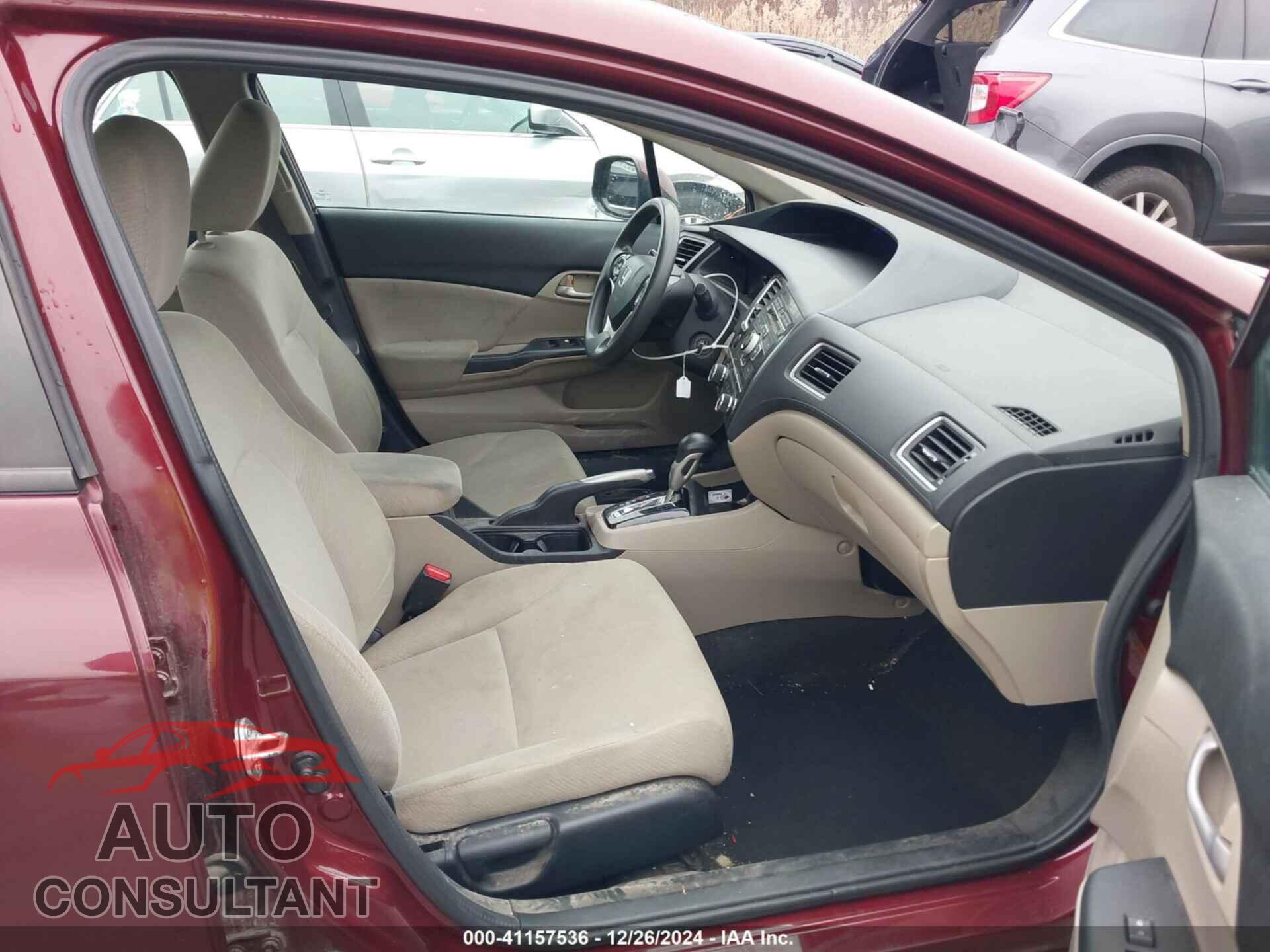 HONDA CIVIC 2013 - 2HGFB2F57DH525708