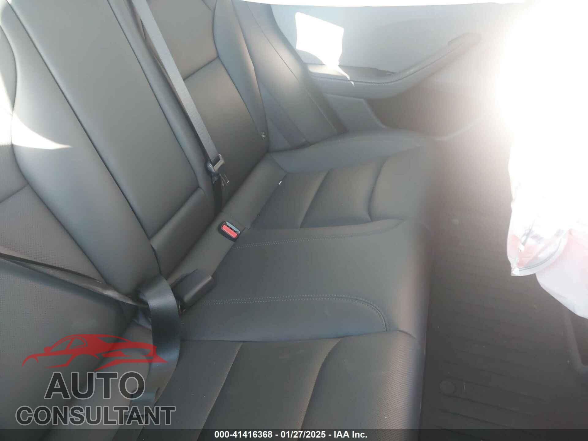TESLA MODEL 3 2024 - 5YJ3E1EA8RF766983