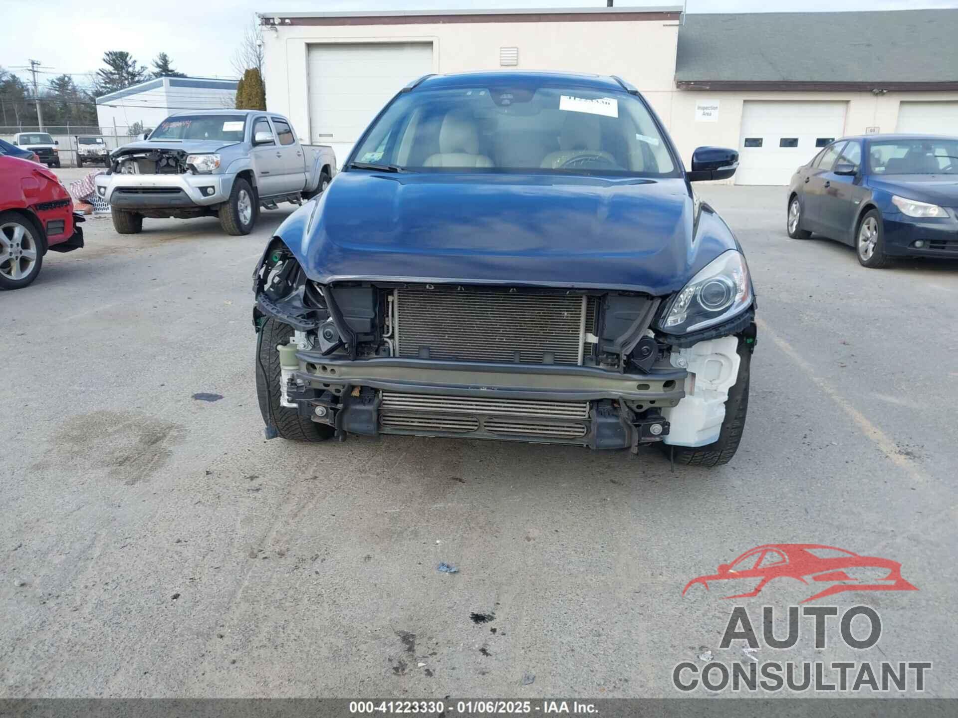 VOLVO XC60 2017 - YV440MRU3H2130429