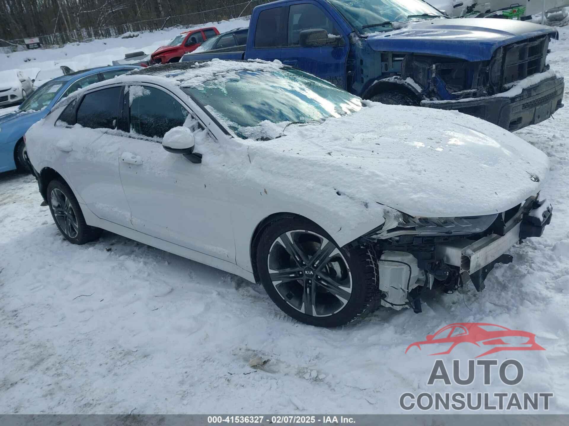 KIA K5 2021 - 5XXG34J24MG010807