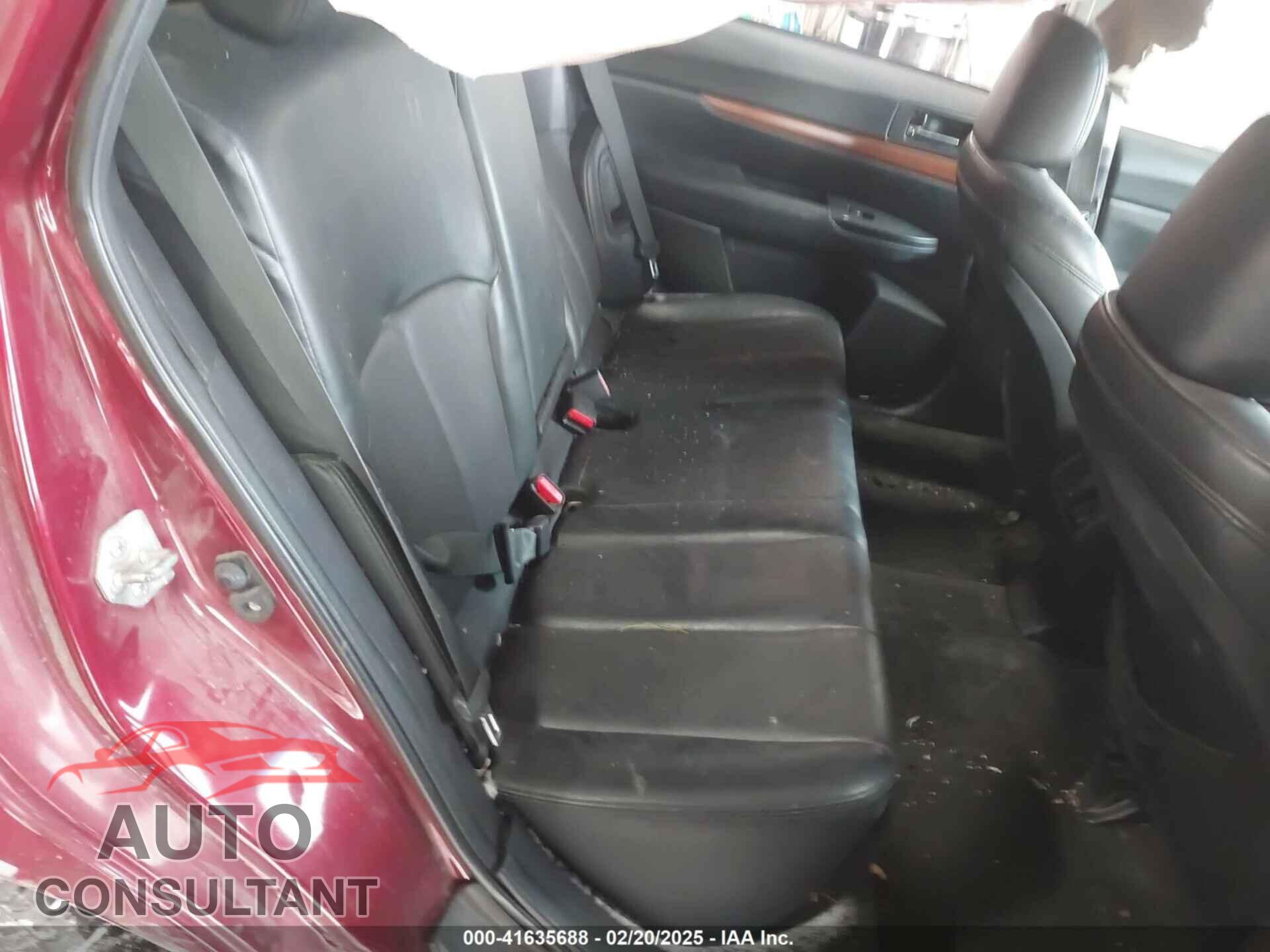 SUBARU OUTBACK 2014 - 4S4BRBLC0E3215993