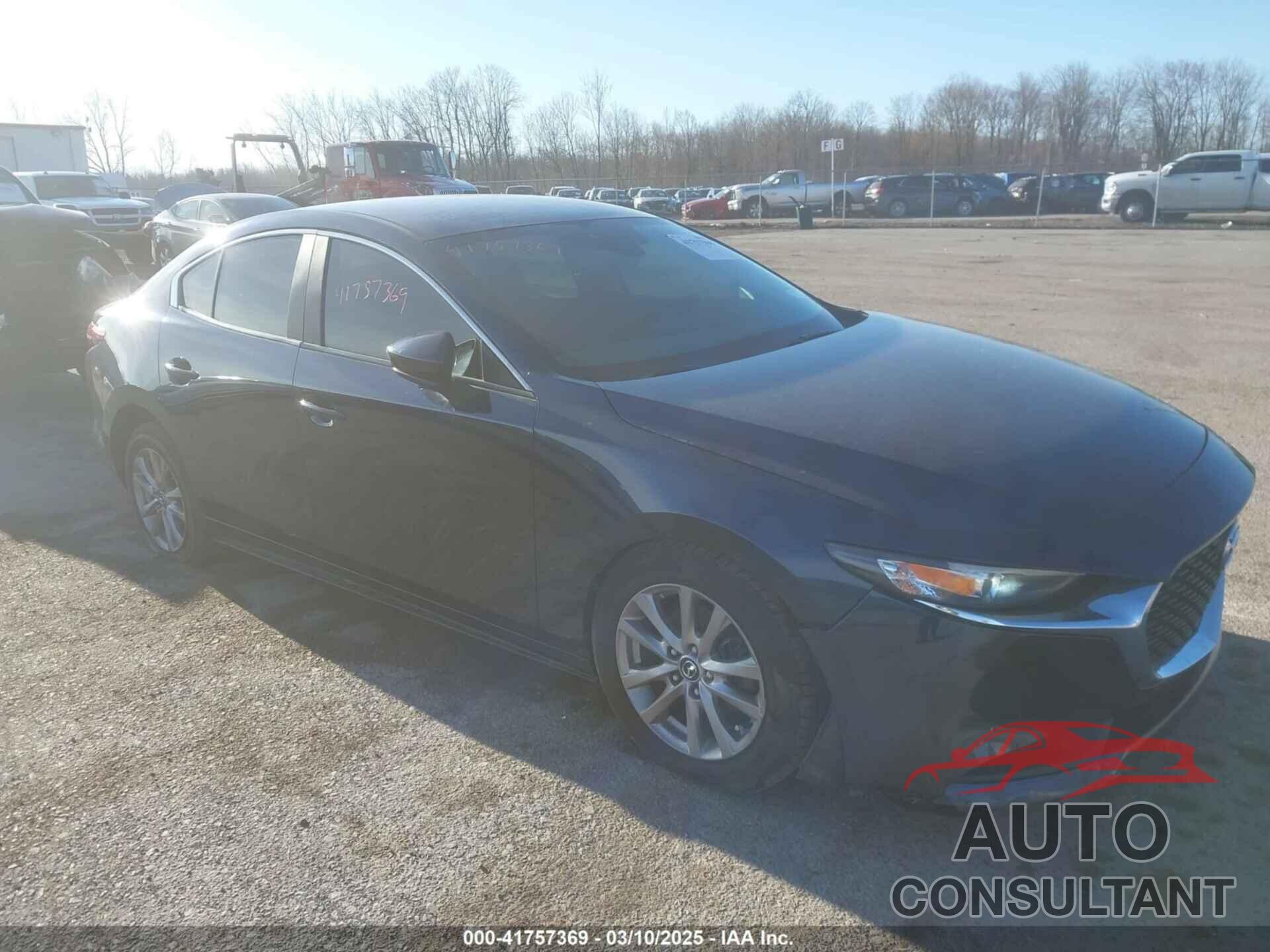 MAZDA MAZDA3 2019 - 3MZBPABL5KM113750