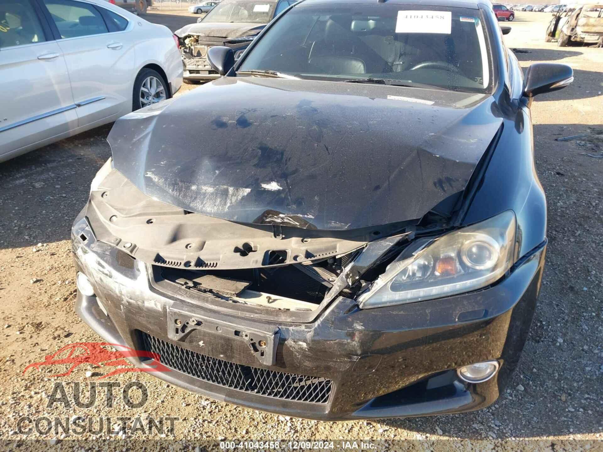 LEXUS IS 250C 2011 - JTHFF2C2XB2520715