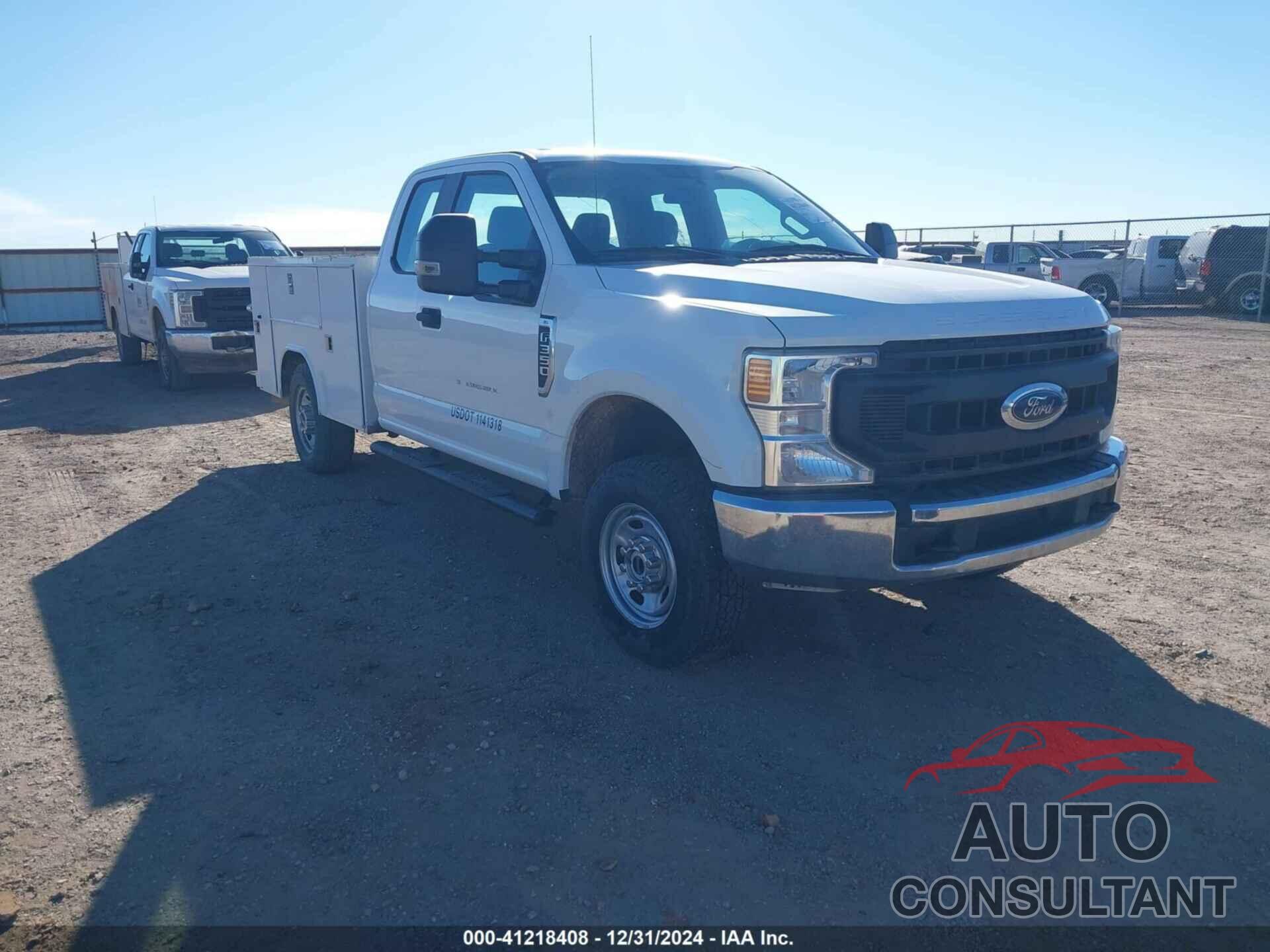 FORD F-350 2020 - 1FD8X3B69LEC74611