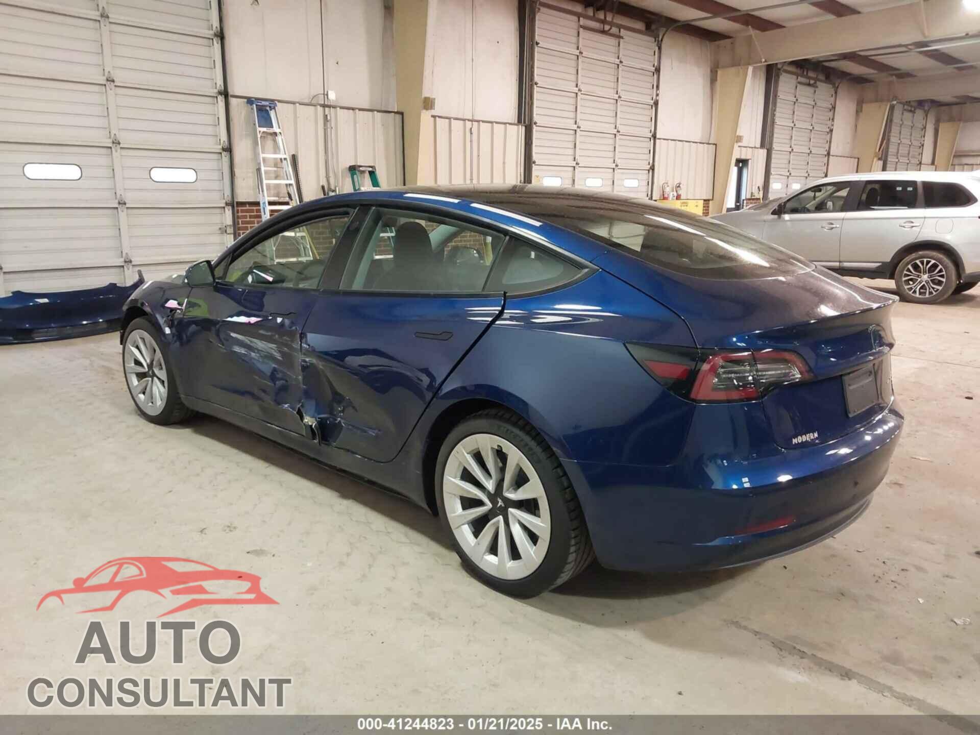 TESLA MODEL 3 2021 - 5YJ3E1EB3MF927323