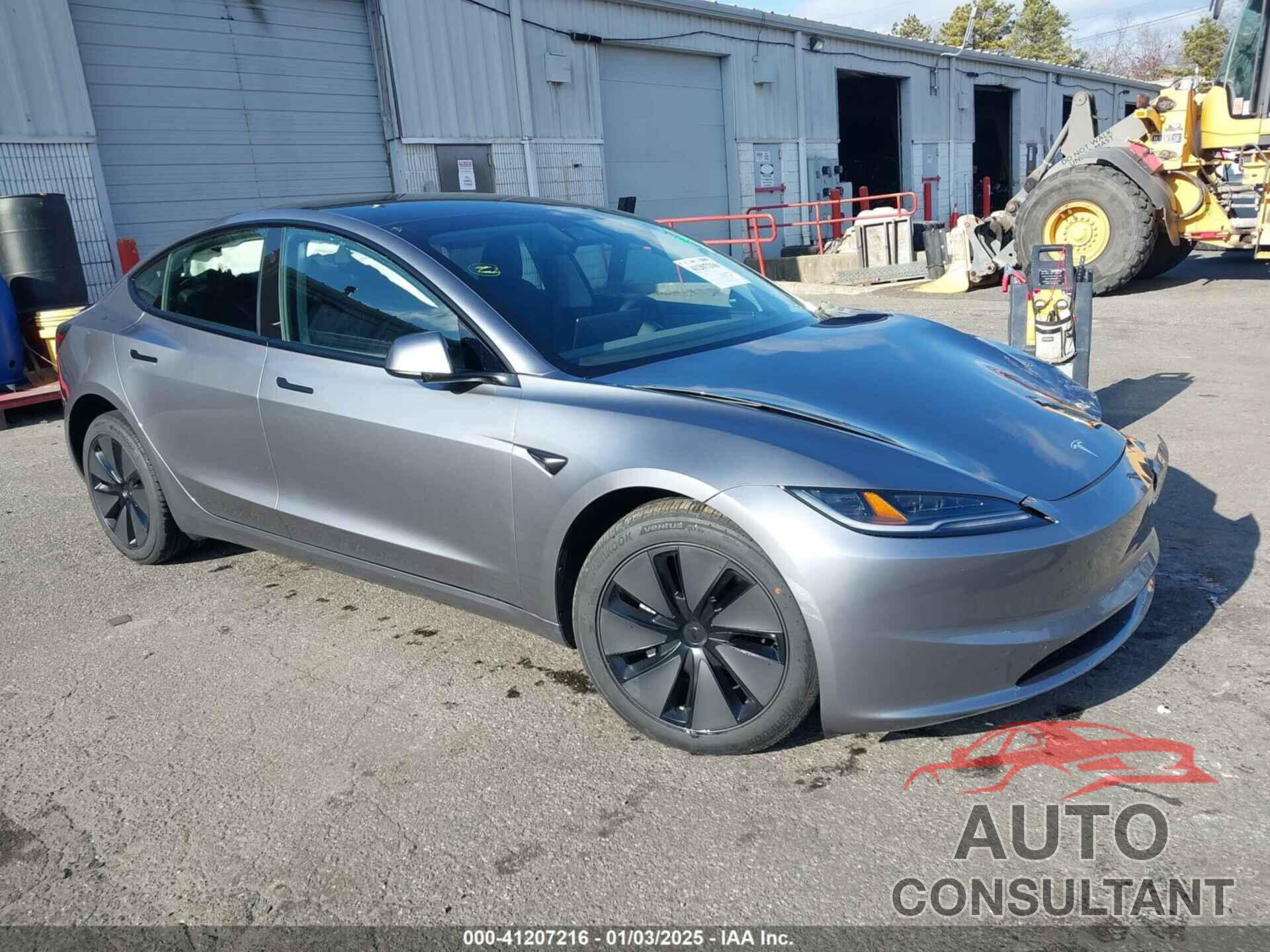 TESLA MODEL 3 2025 - 5YJ3E1EAXSF904139