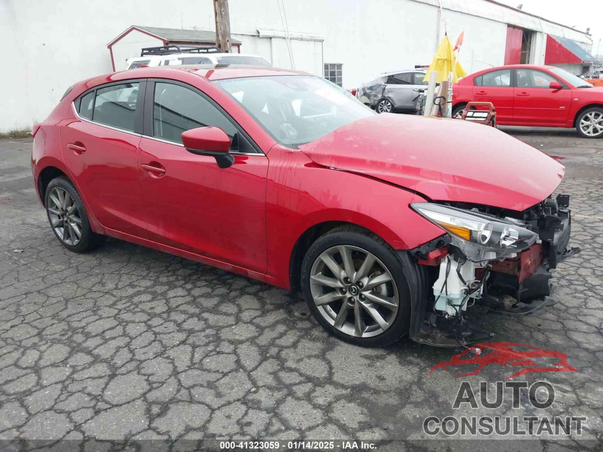 MAZDA MAZDA3 2018 - 3MZBN1L3XJM177124
