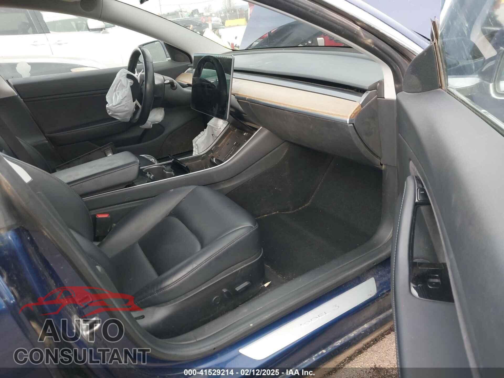 TESLA MODEL 3 2018 - 5YJ3E1EA3JF043451