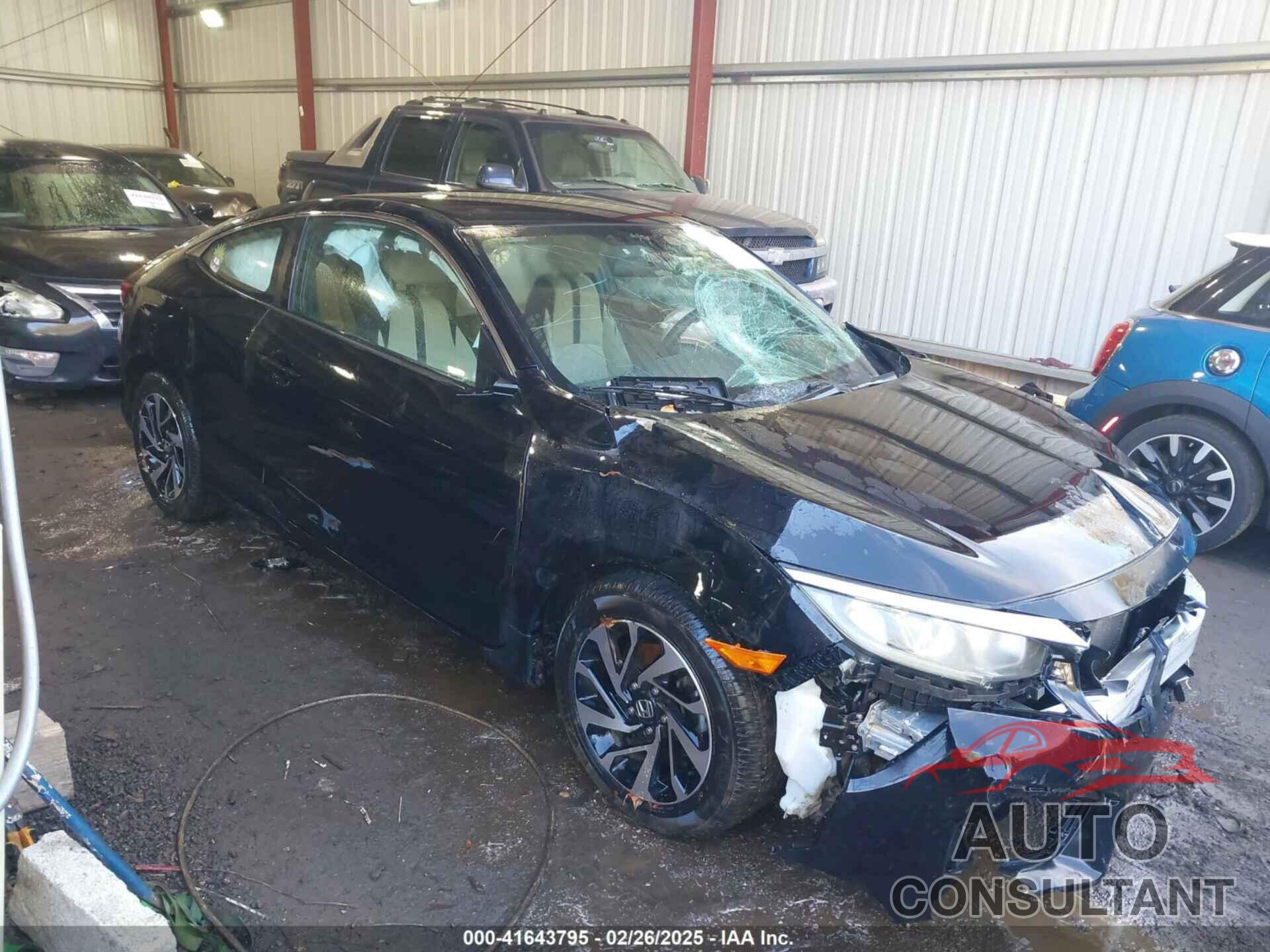 HONDA CIVIC 2018 - 2HGFC4B5XJH300189