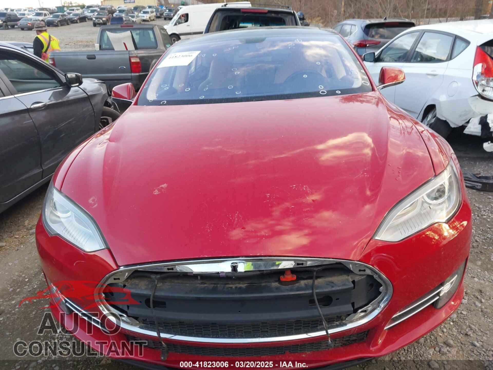 TESLA MODEL S 2013 - 5YJSA1DNXDFP27901